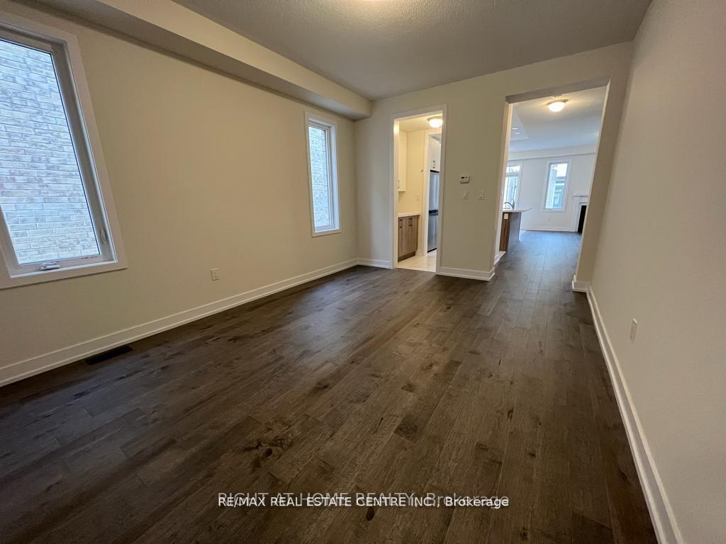 Photo 7 of 608 Bearberry Place, Milton, Cobban — HOMEH