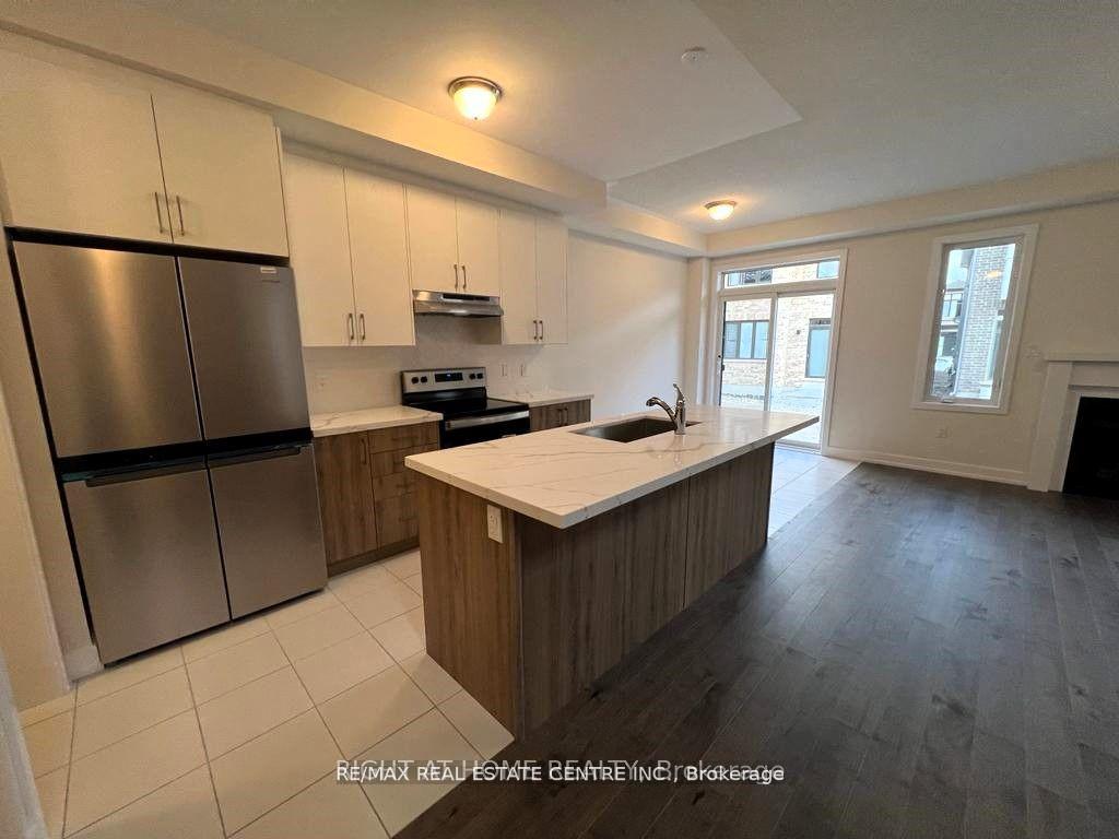 Photo 6 of 608 Bearberry Place, Milton, Cobban — HOMEH