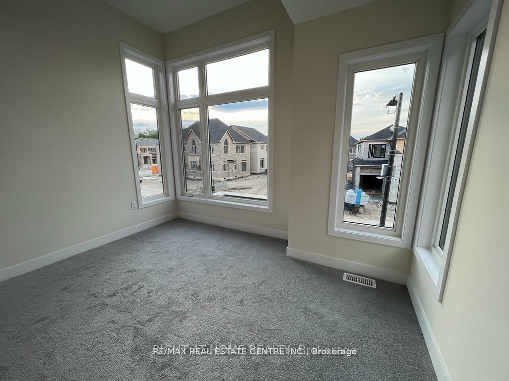 Photo 15 of 608 Bearberry Place, Milton, Cobban — HOMEH