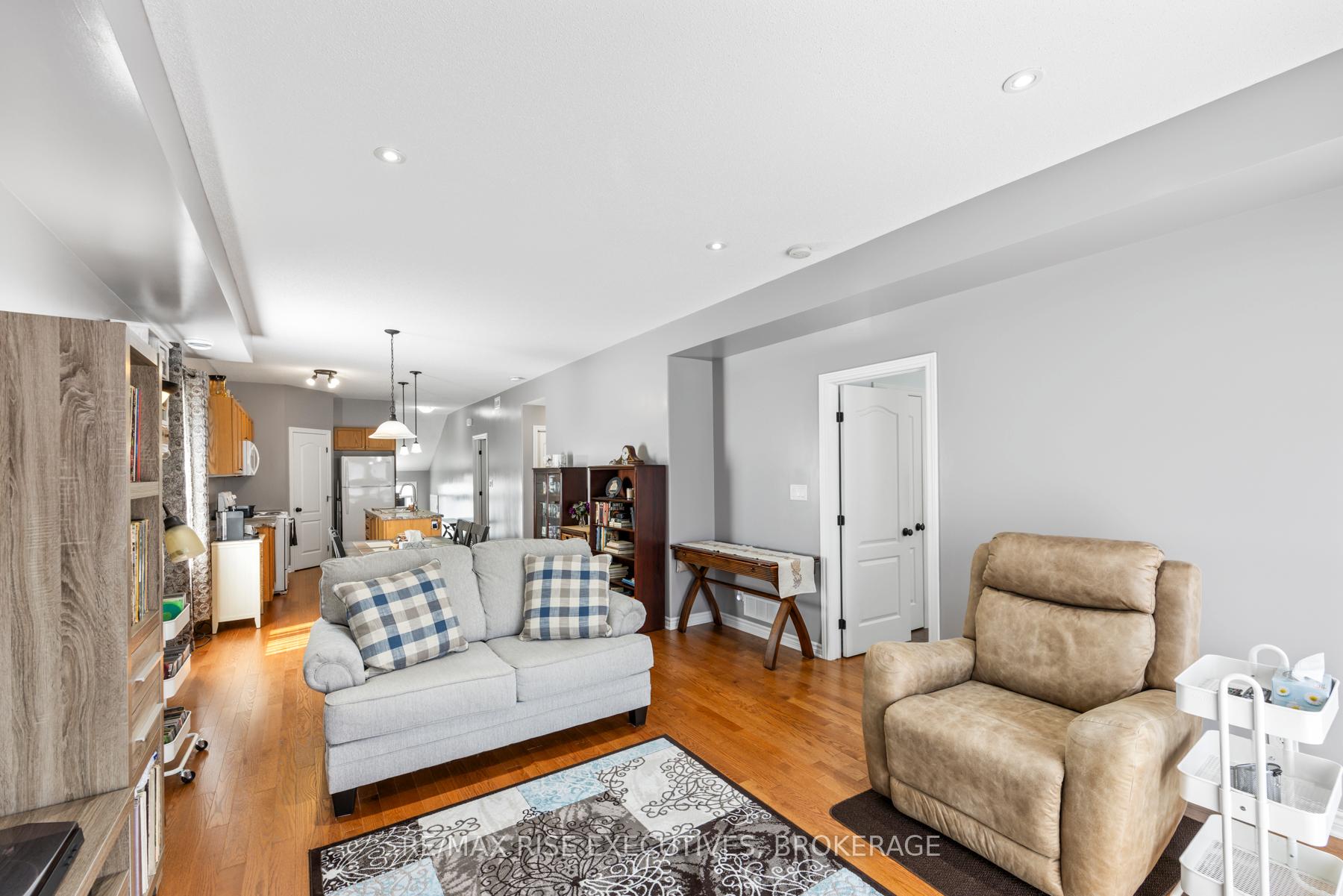 Photo 17 of 960 Edward Riley Drive, Kingston, City Northwest — HOMEH