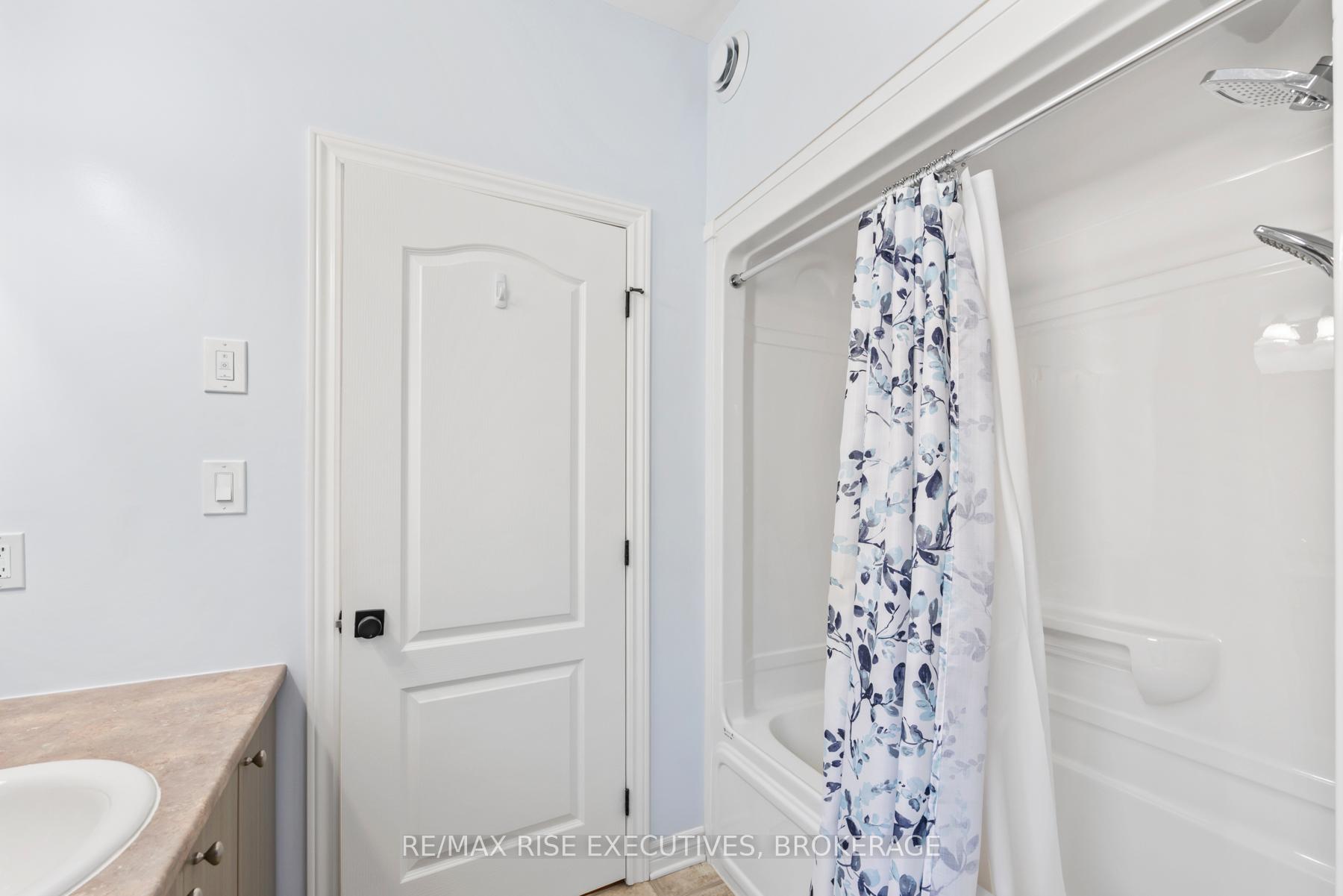Photo 23 of 960 Edward Riley Drive, Kingston, City Northwest — HOMEH