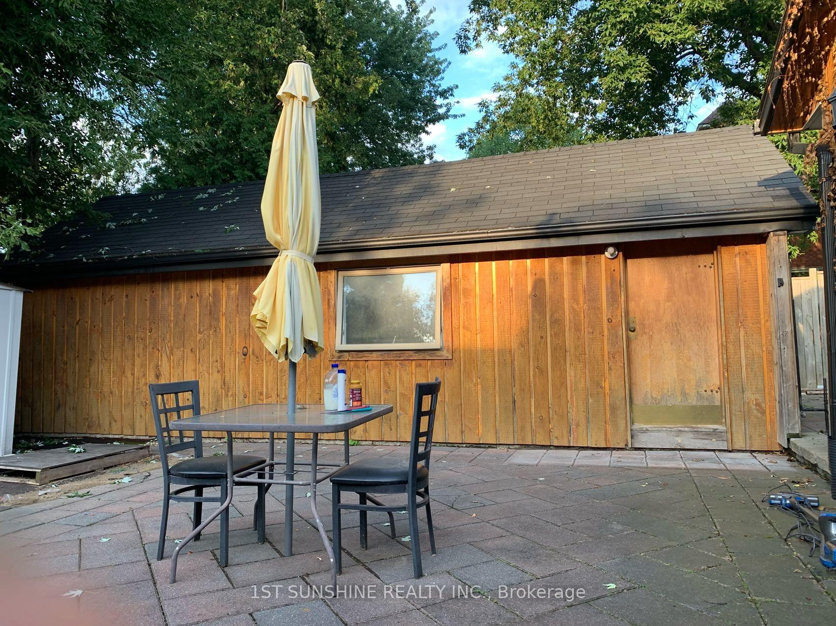 Photo 1 of Unit 2, 128 Arkell Street, Hamilton, Westdale — HOMEH