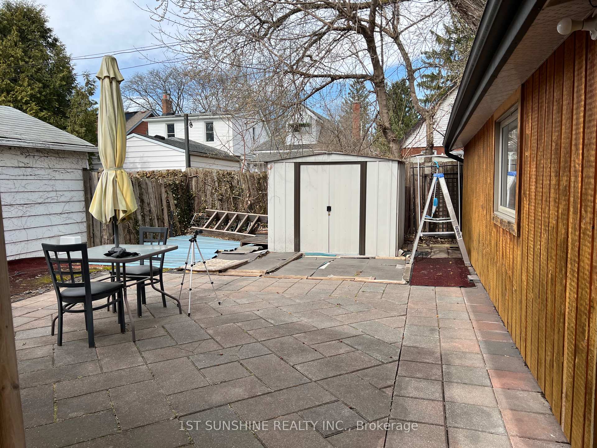 Photo 7 of Unit 2, 128 Arkell Street, Hamilton, Westdale — HOMEH