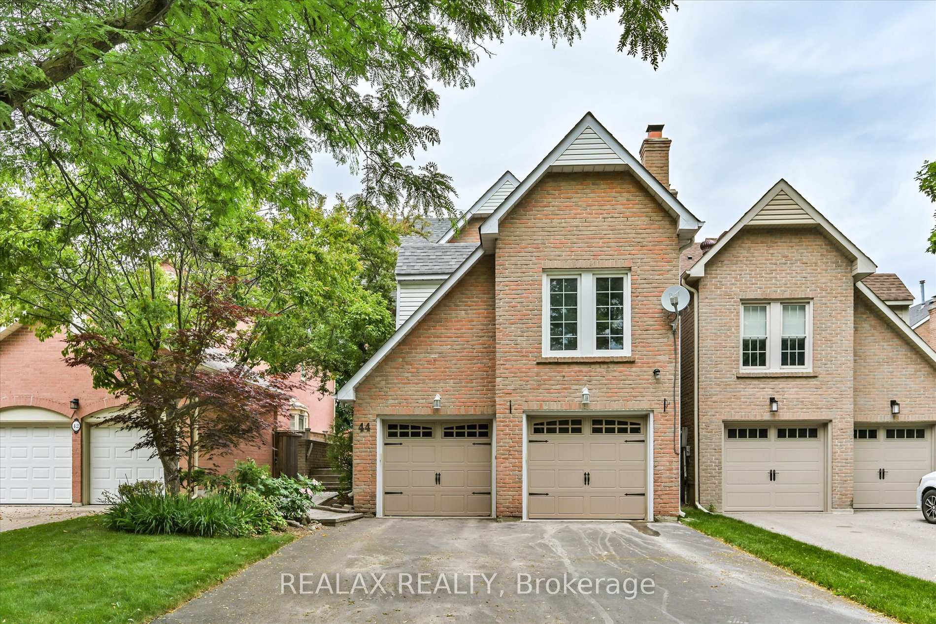 Front of 44 Greencroft Crescent