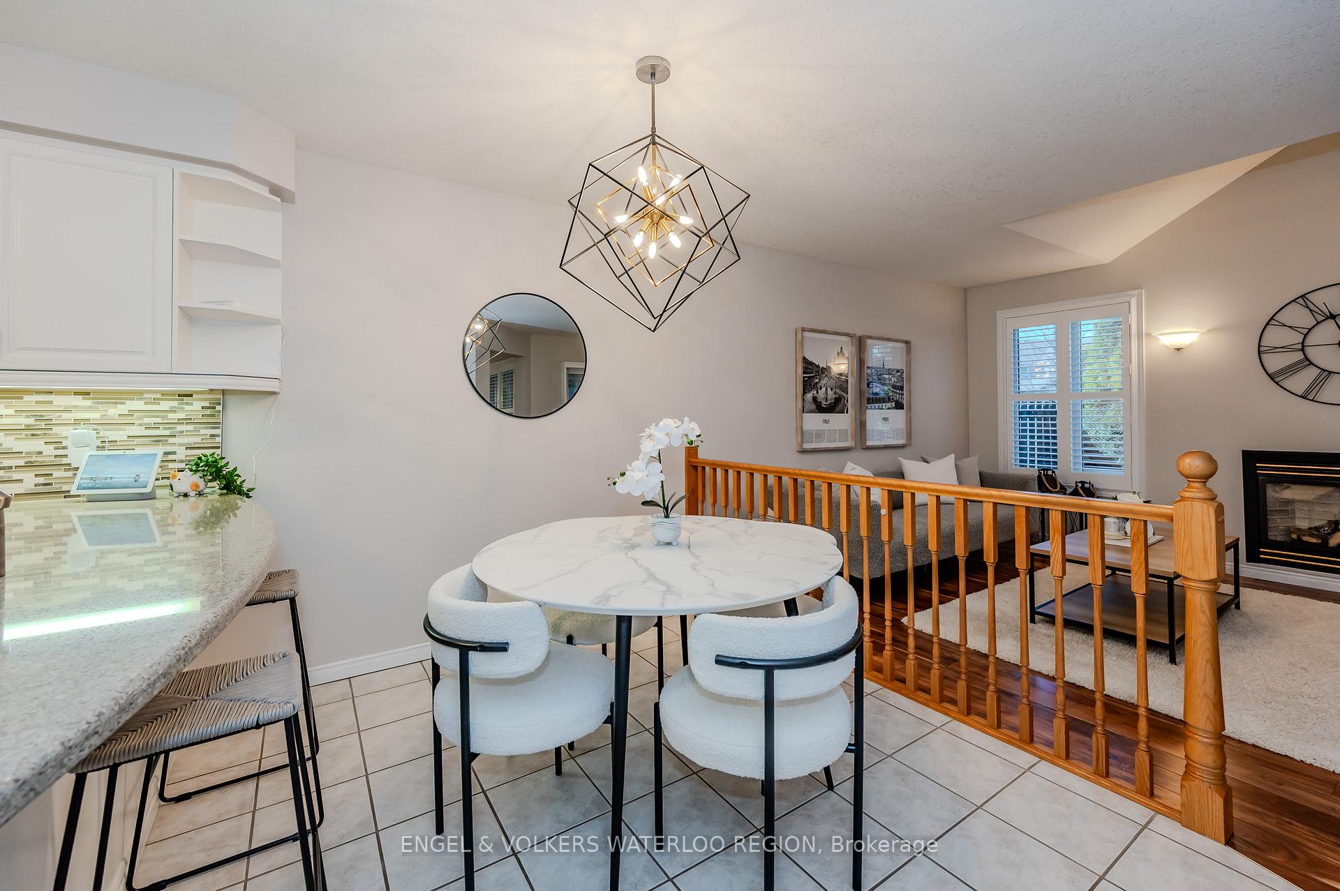 Photo 17 of 38 Candle Crescent, Kitchener — HOMEH