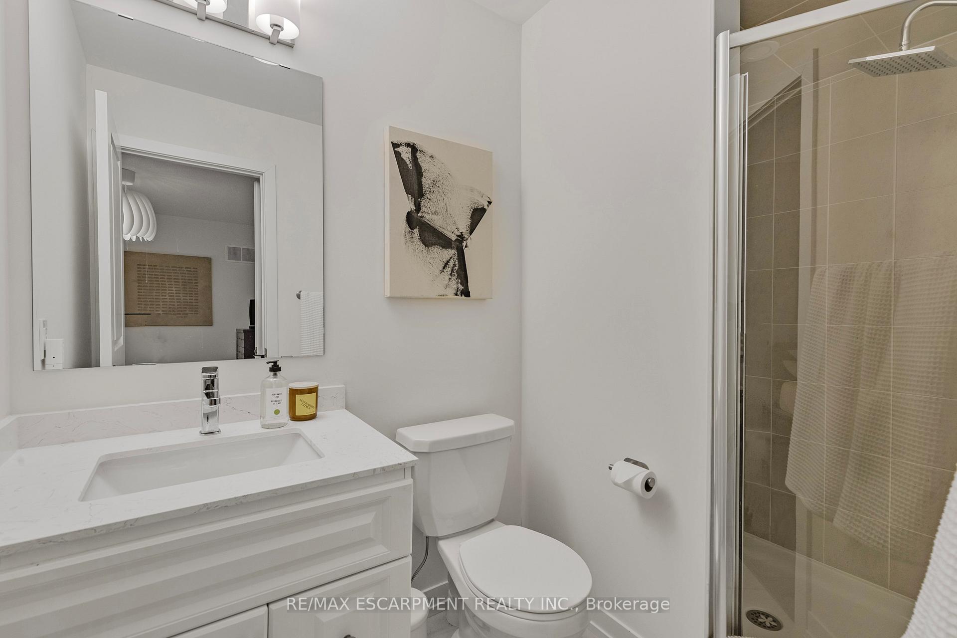 Photo 18 of 1543 Hilson Heights, Milton, Cobban — HOMEH