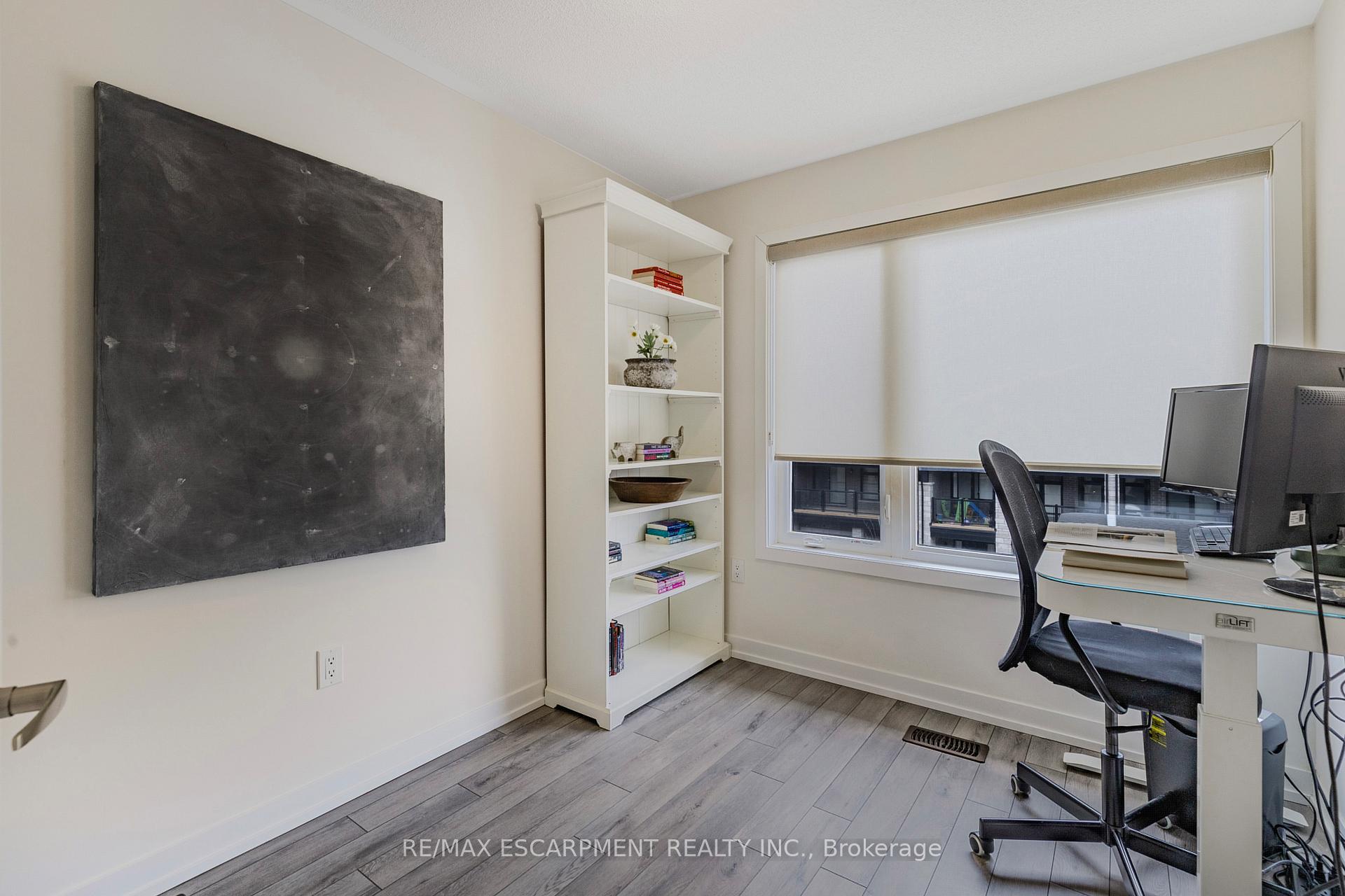 Photo 20 of 1543 Hilson Heights, Milton, Cobban — HOMEH