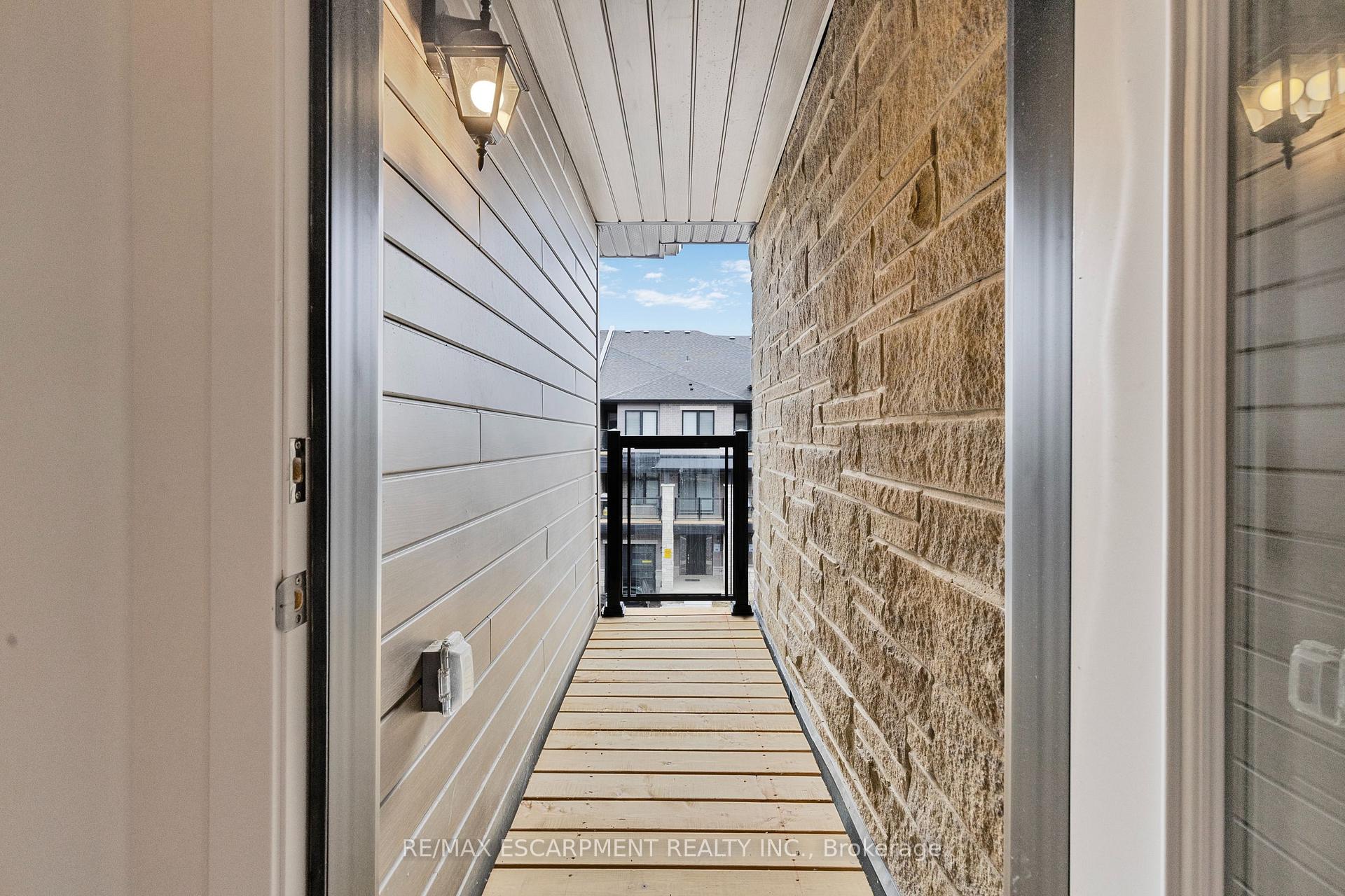 Photo 22 of 1543 Hilson Heights, Milton, Cobban — HOMEH