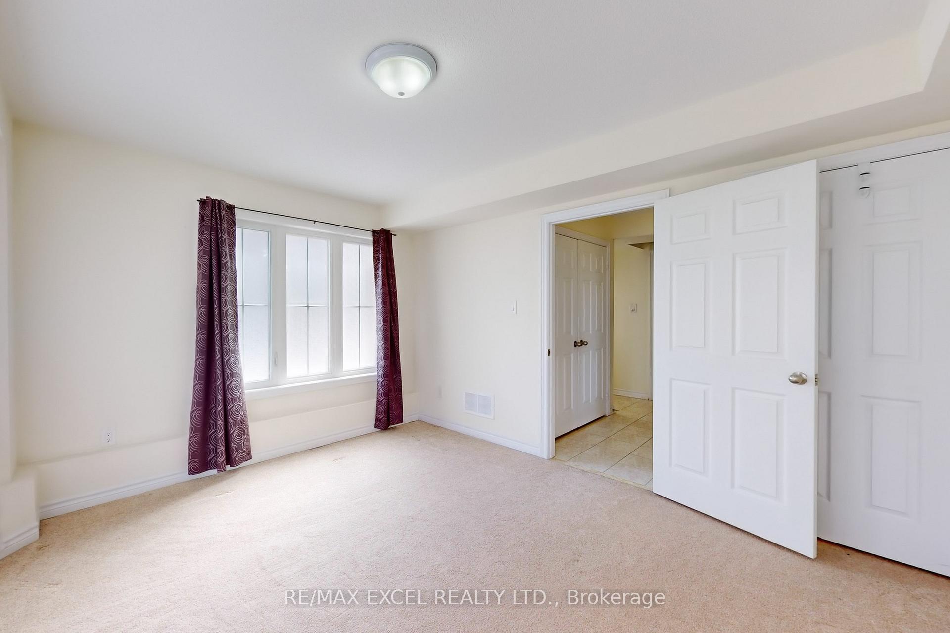Photo 23 of 23 Rougeview Park Crescent, Markham, Greensborough — HOMEH