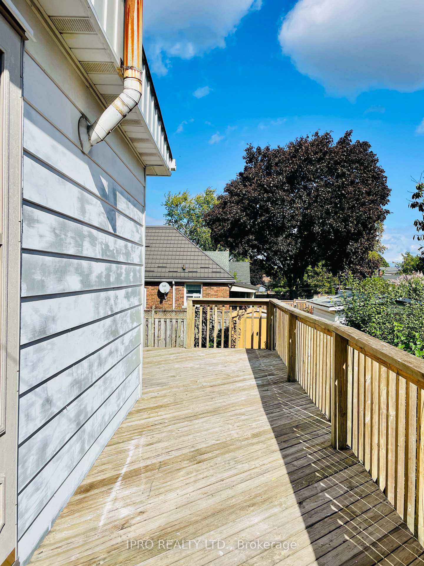 Photo 19 of 115 Brucedale Avenue E, Hamilton, Centremount — HOMEH