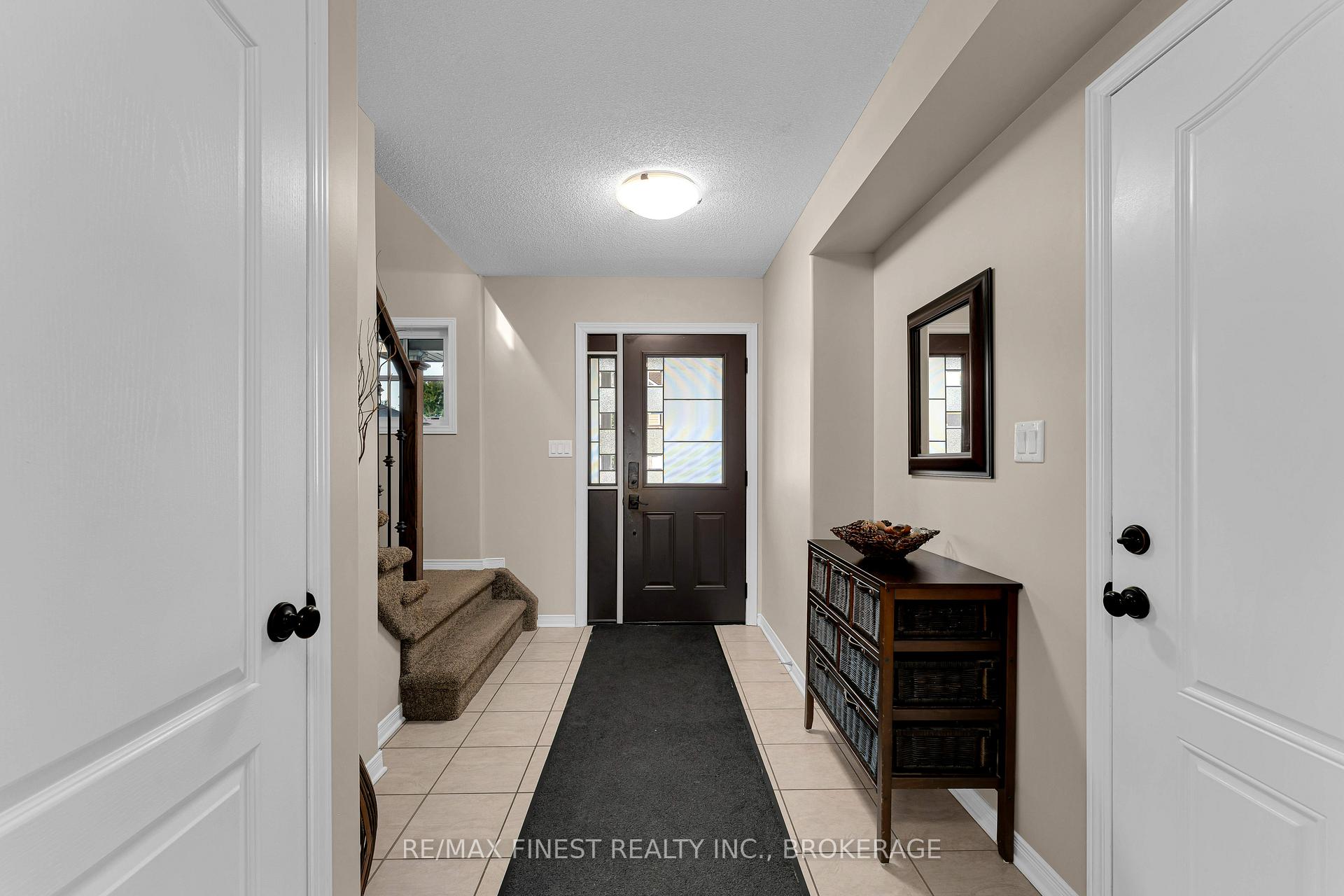 Photo 4 of 1172 Halifax Drive, Kingston, City Northwest — HOMEH