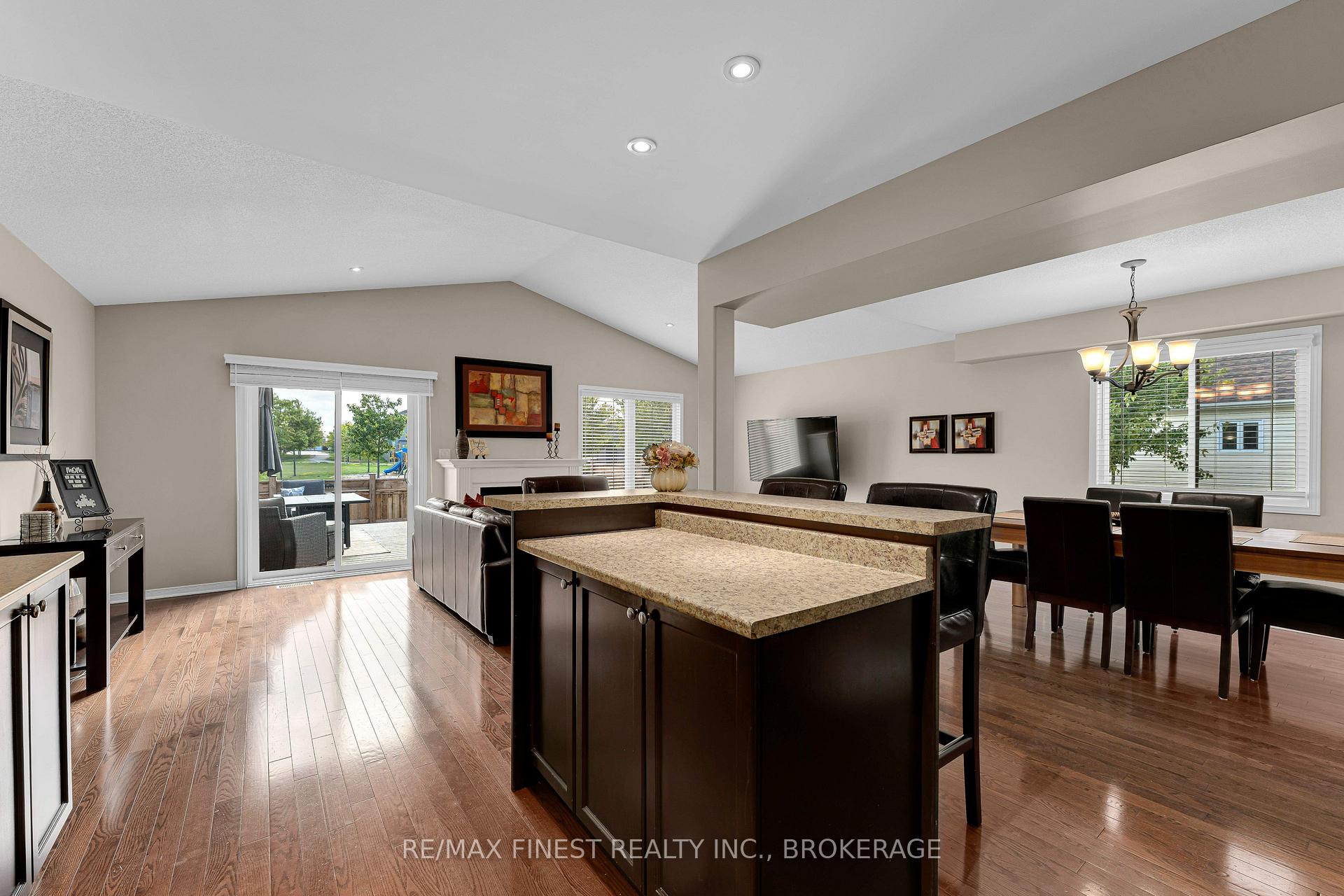 Photo 11 of 1172 Halifax Drive, Kingston, City Northwest — HOMEH