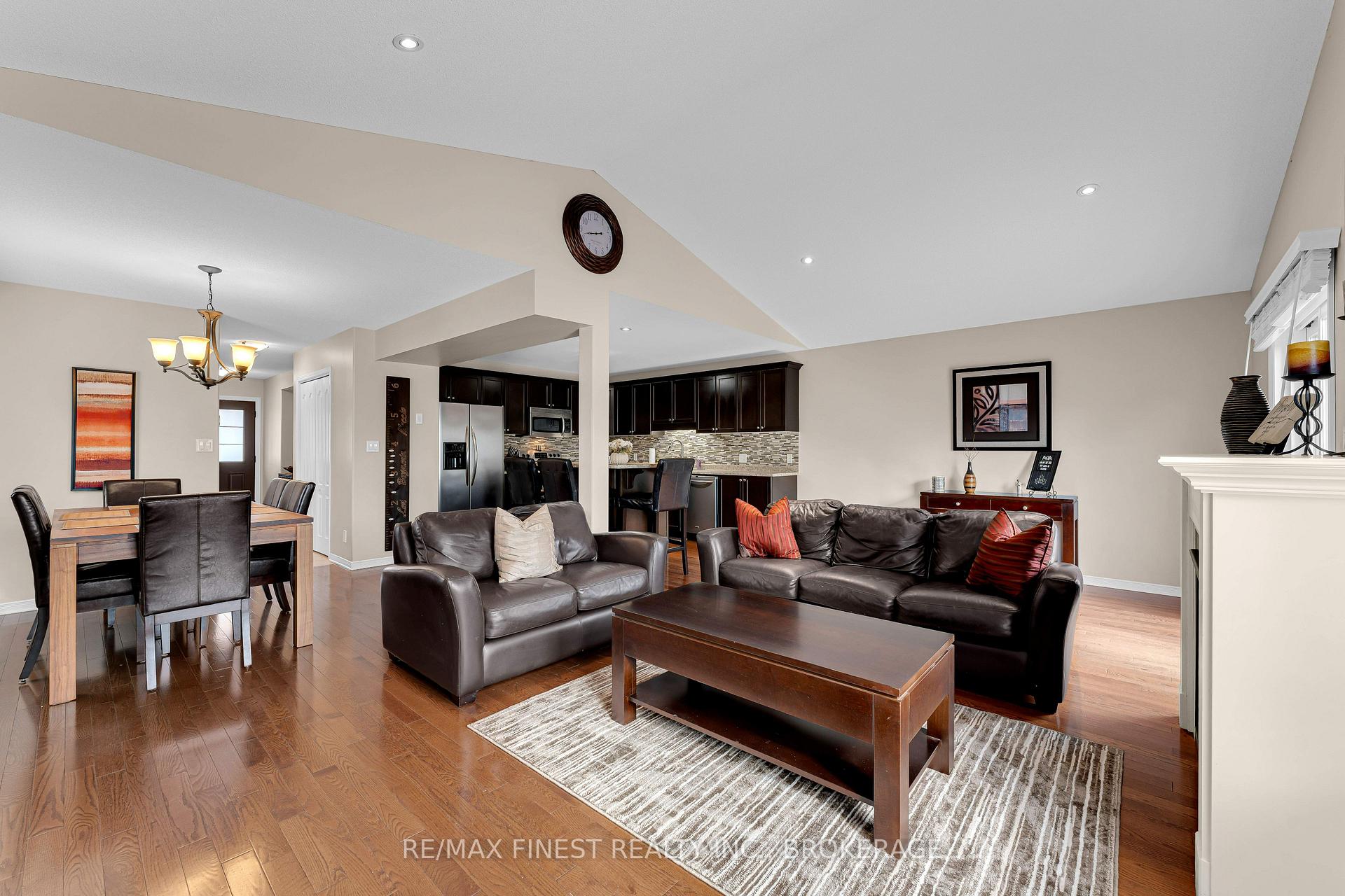 Photo 15 of 1172 Halifax Drive, Kingston, City Northwest — HOMEH