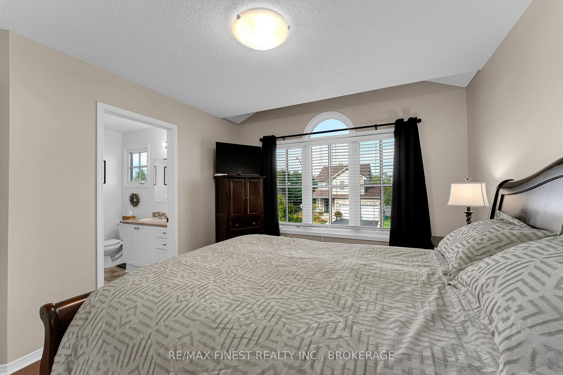Photo 21 of 1172 Halifax Drive, Kingston, City Northwest — HOMEH