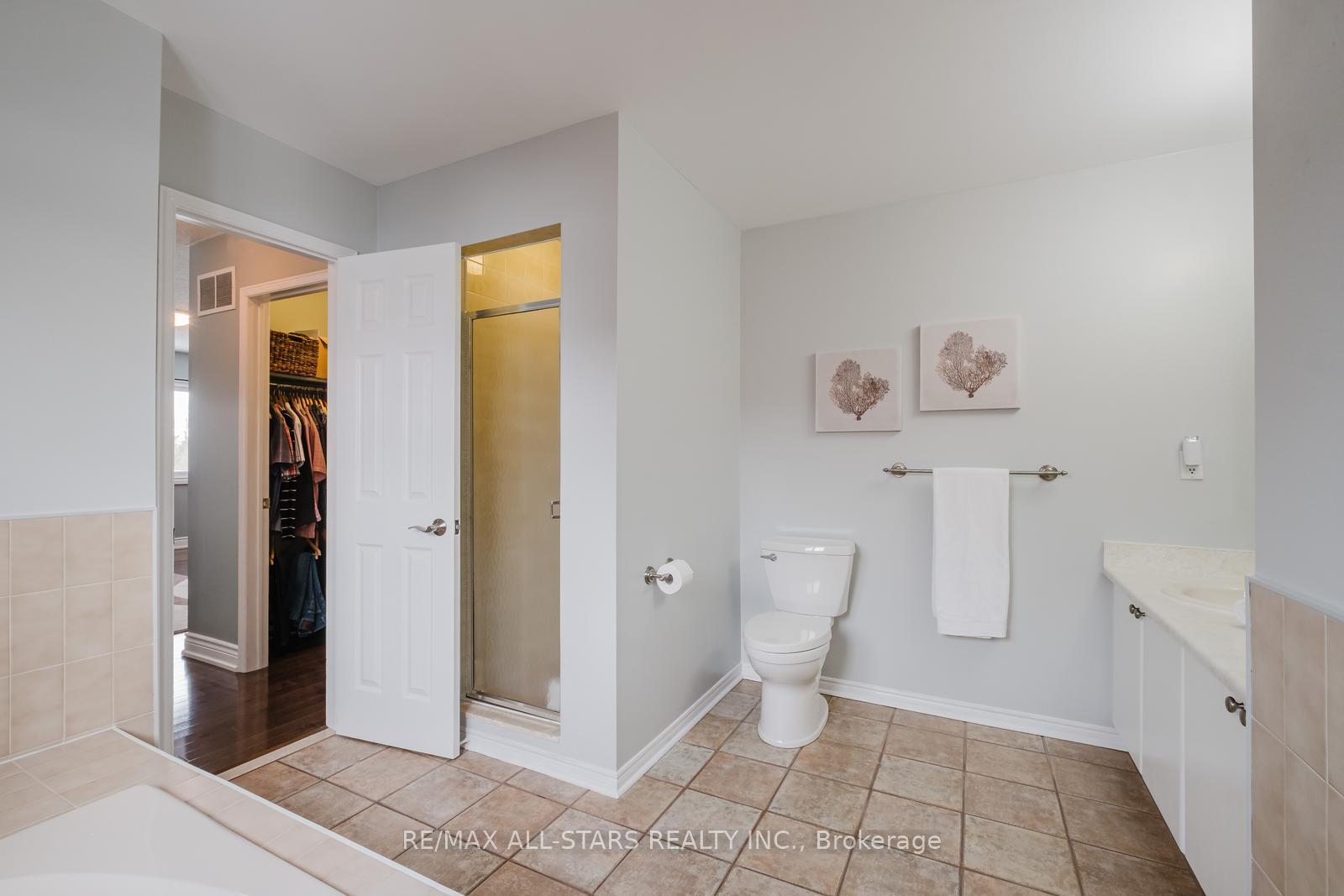 Photo 25 of 85 John Button Boulevard, Markham, Buttonville — HOMEH