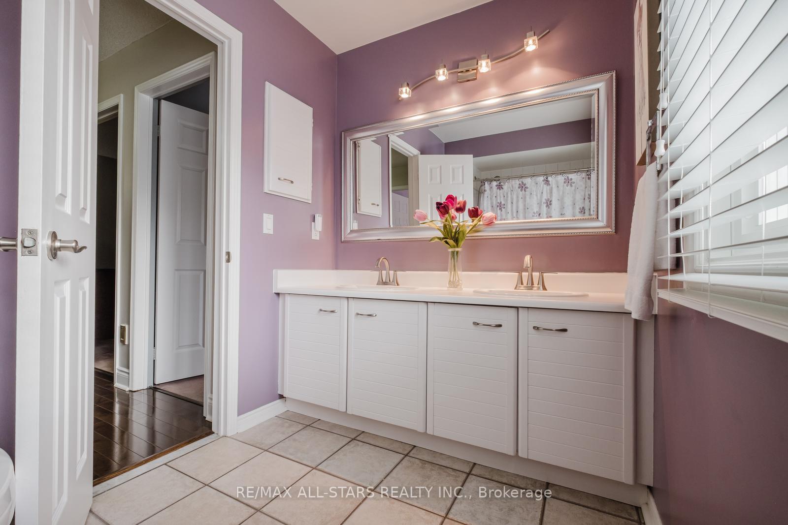 Photo 36 of 85 John Button Boulevard, Markham, Buttonville — HOMEH
