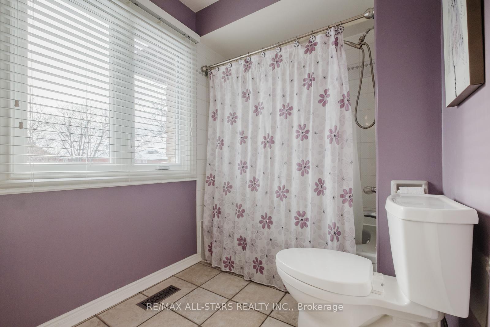 Photo 37 of 85 John Button Boulevard, Markham, Buttonville — HOMEH