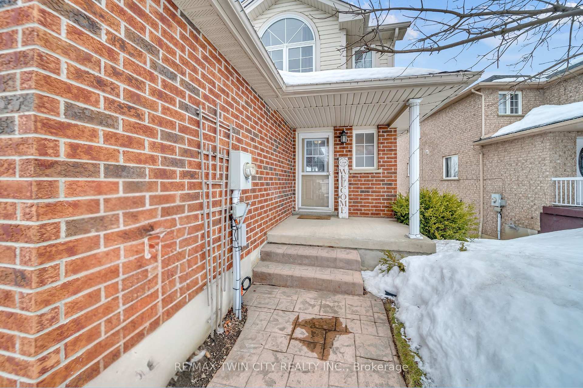 Photo 2 of 452 Activa Avenue, Kitchener — HOMEH