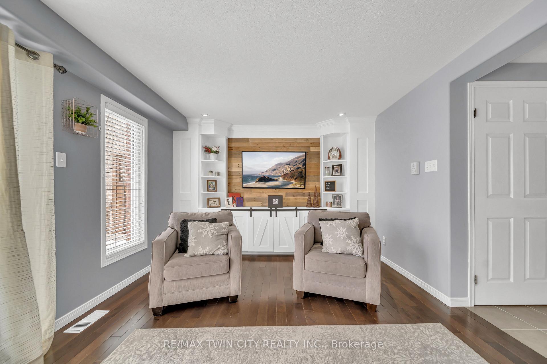 Photo 9 of 452 Activa Avenue, Kitchener — HOMEH