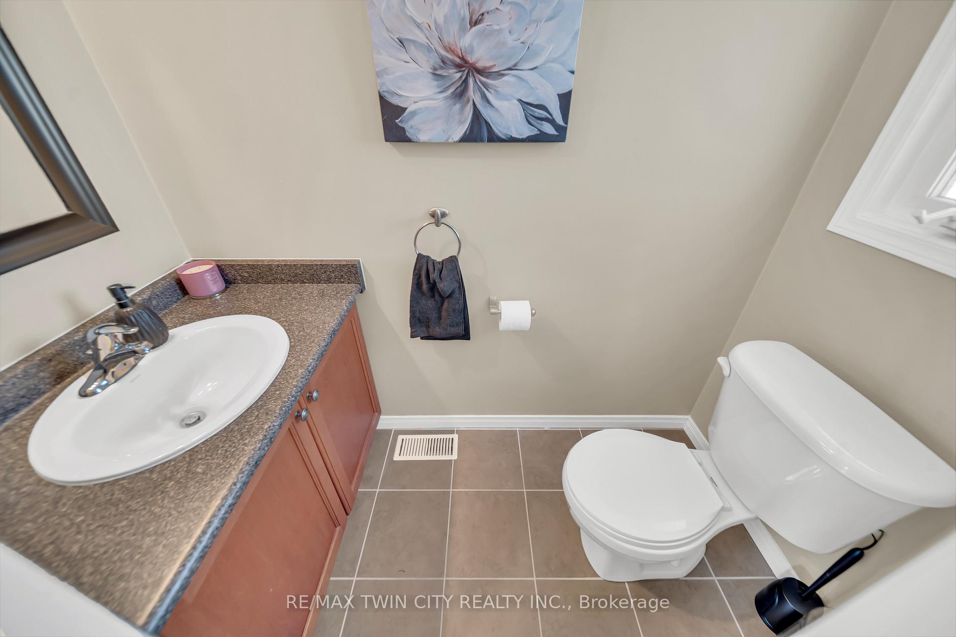 Photo 18 of 452 Activa Avenue, Kitchener — HOMEH