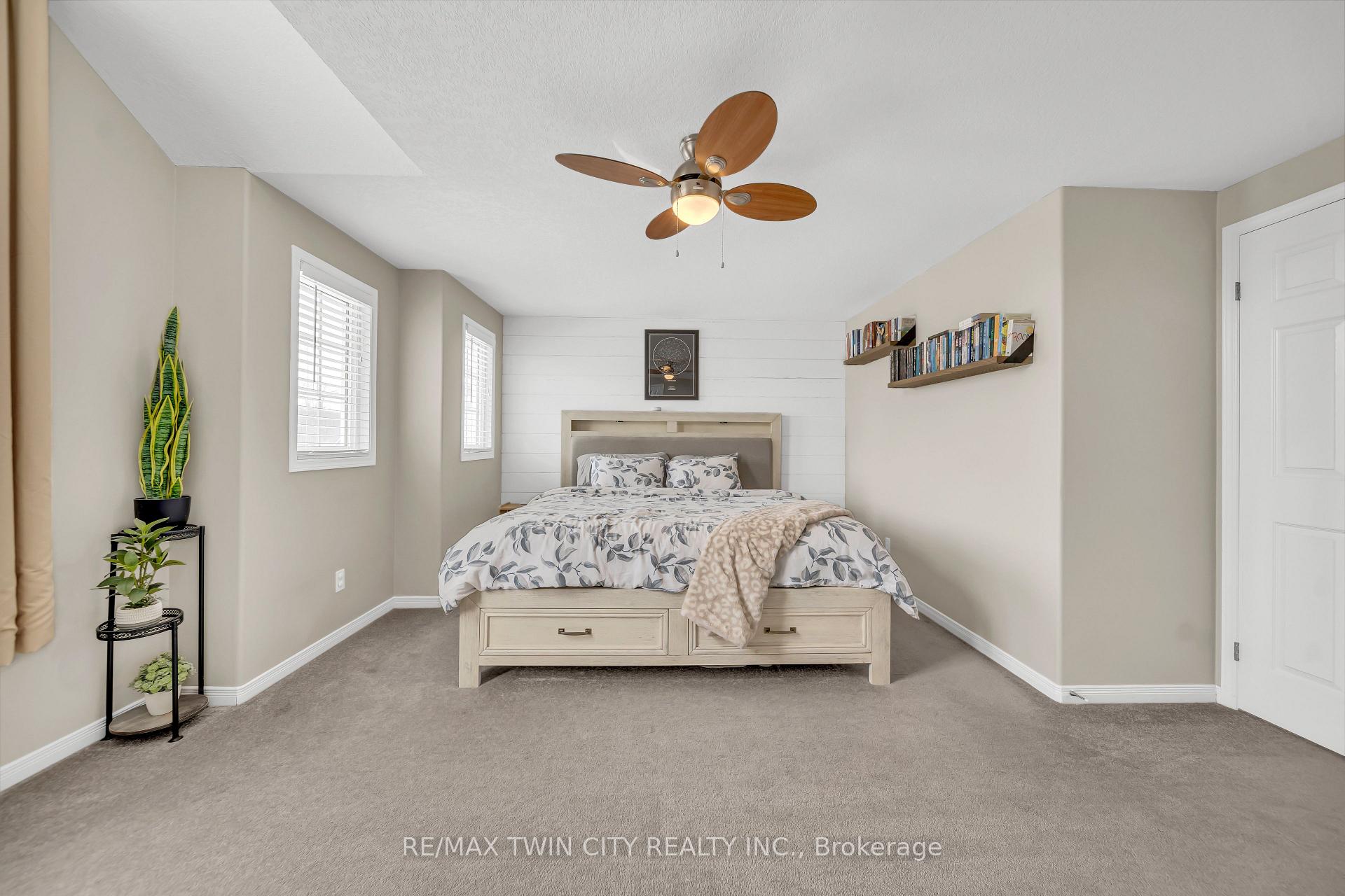 Photo 21 of 452 Activa Avenue, Kitchener — HOMEH