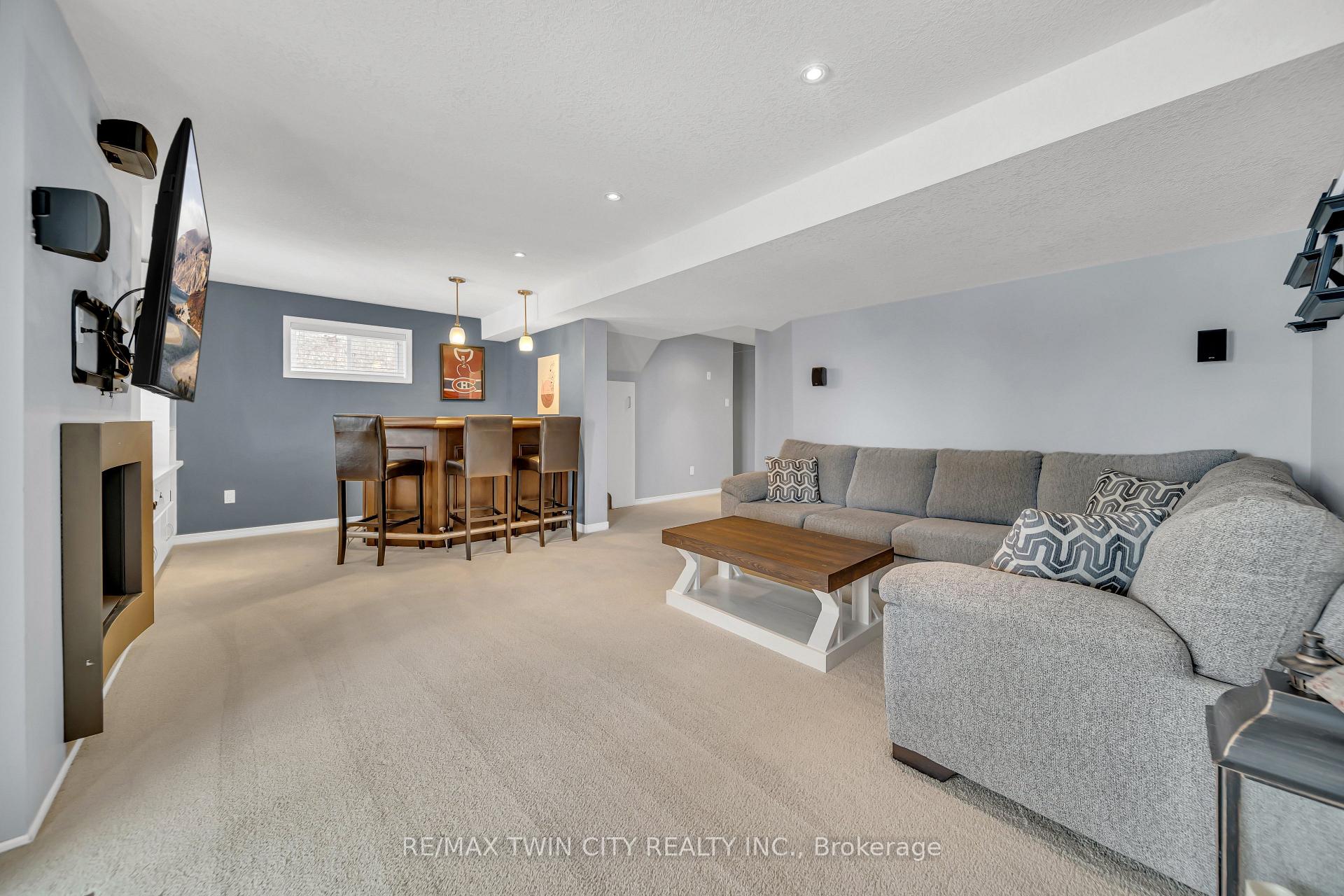Photo 30 of 452 Activa Avenue, Kitchener — HOMEH