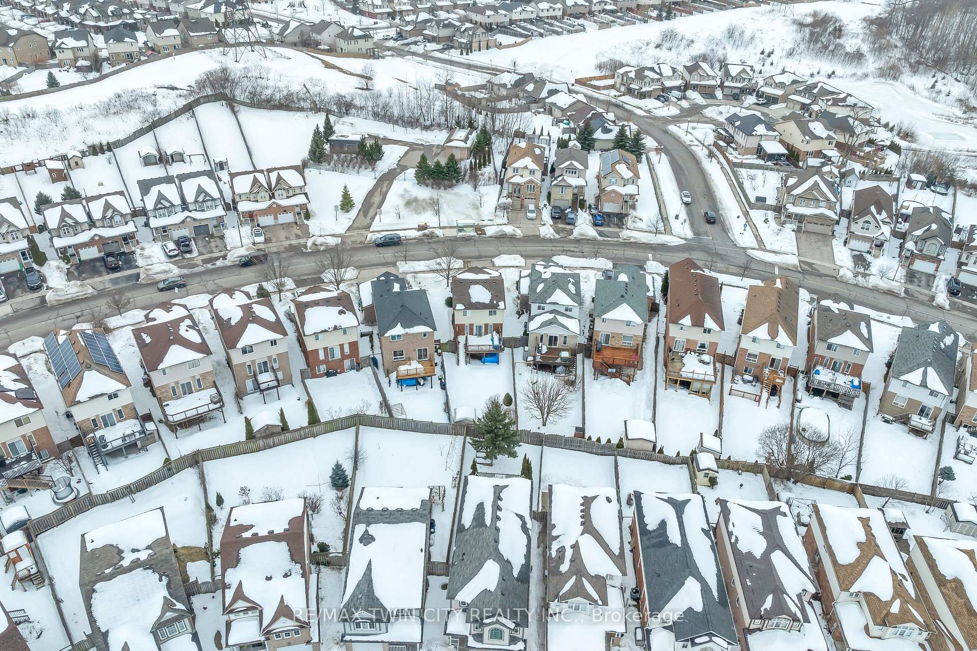 Photo 36 of 452 Activa Avenue, Kitchener — HOMEH
