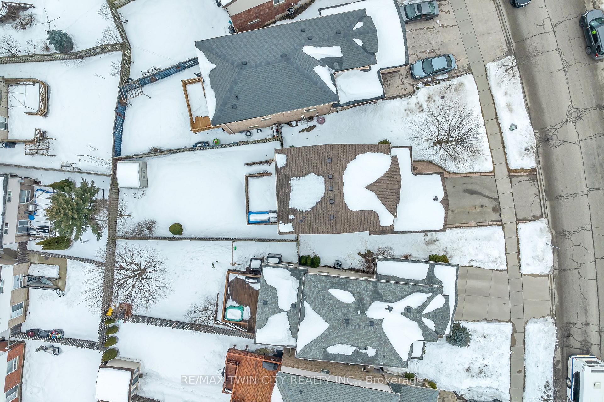Photo 37 of 452 Activa Avenue, Kitchener — HOMEH