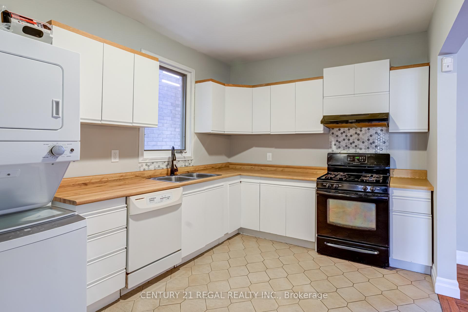 Photo 13 of 184 Maplewood Avenue, Hamilton, Blakeley — HOMEH