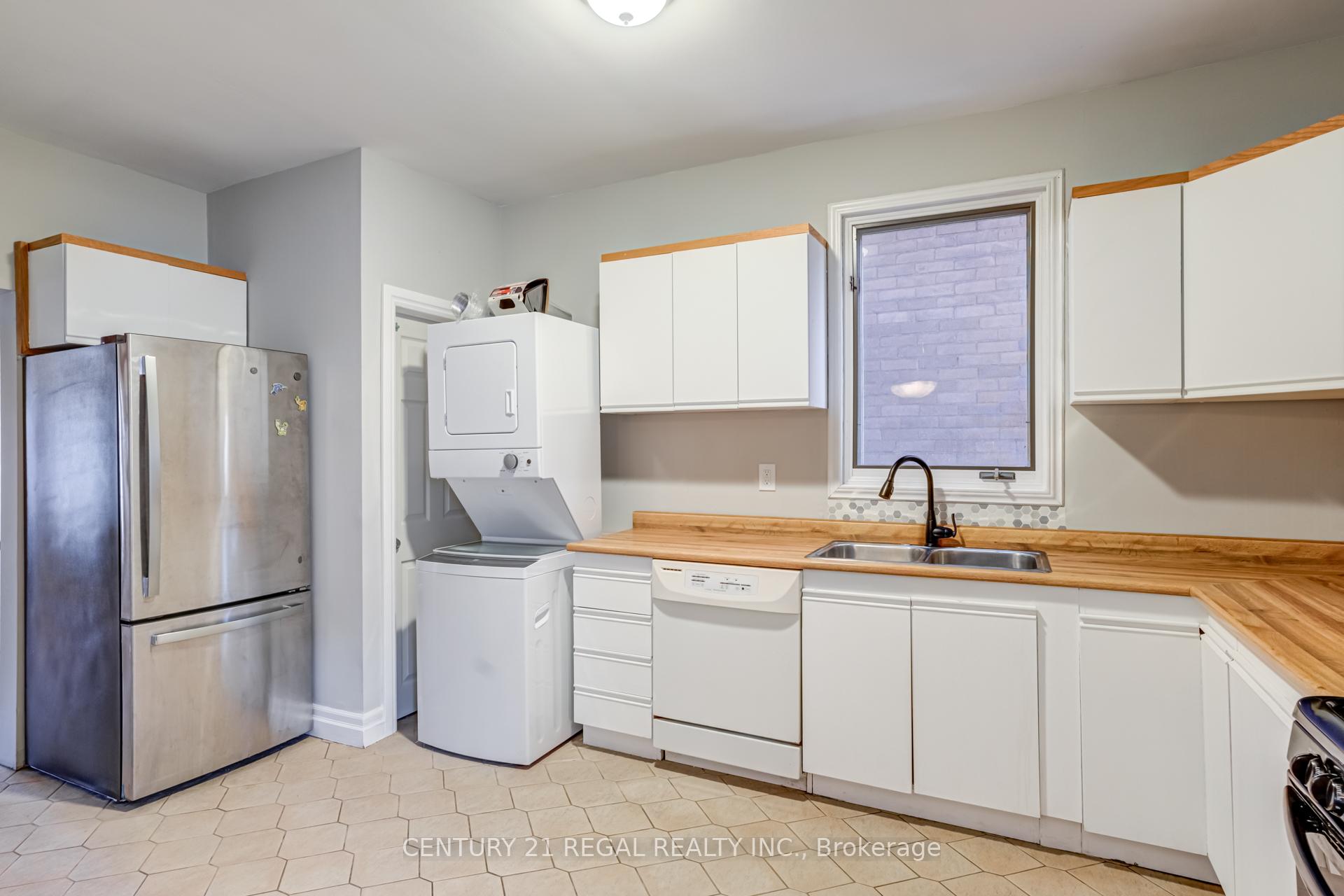 Photo 14 of 184 Maplewood Avenue, Hamilton, Blakeley — HOMEH