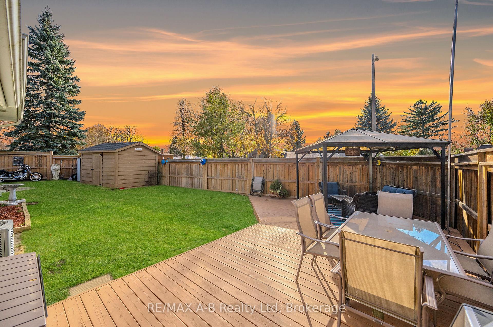 Photo 18 of 5 Shea Crescent, Kitchener — HOMEH