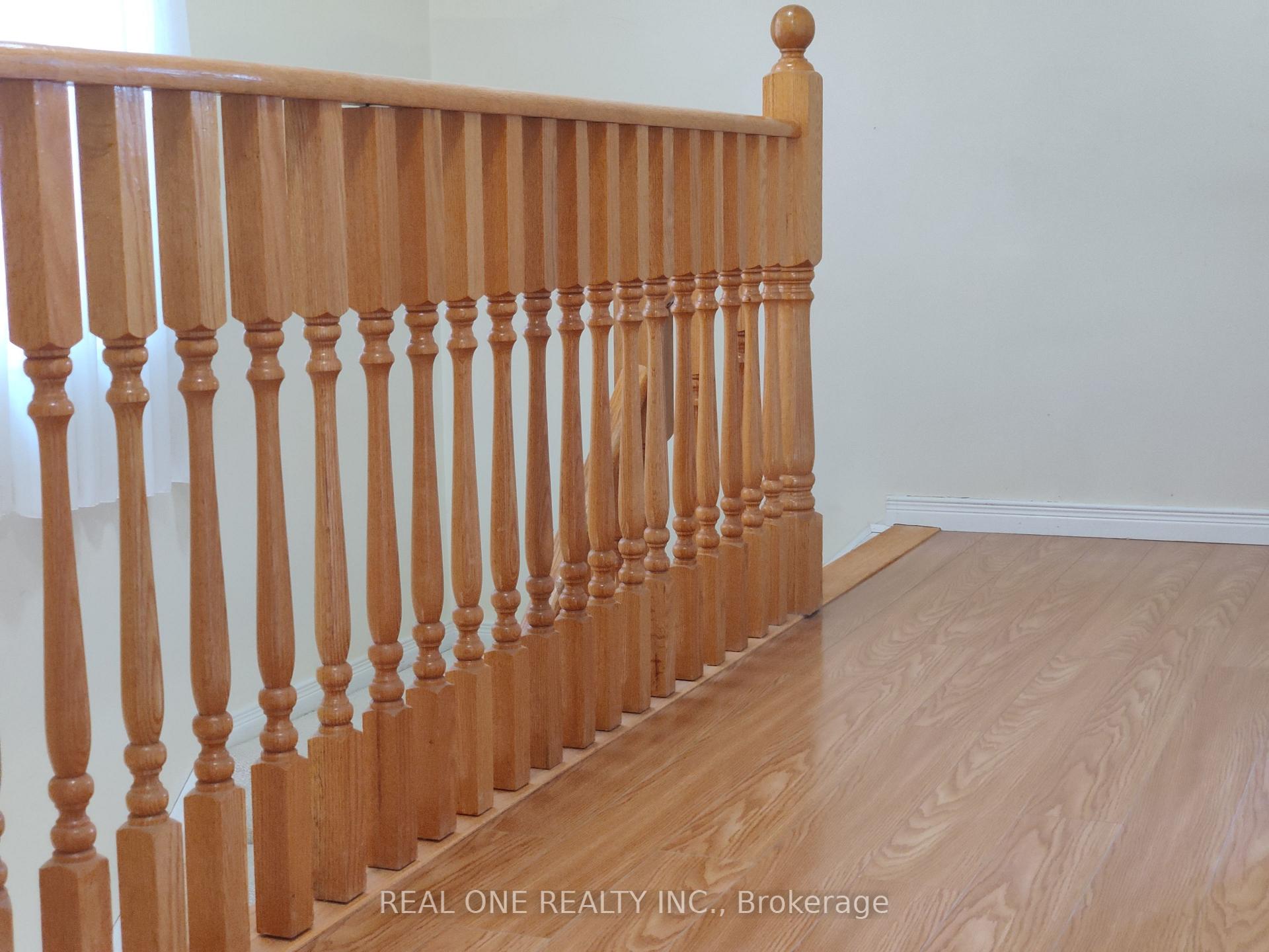 Photo 9 of 45 Devonwood Drive, Markham, Berczy — HOMEH