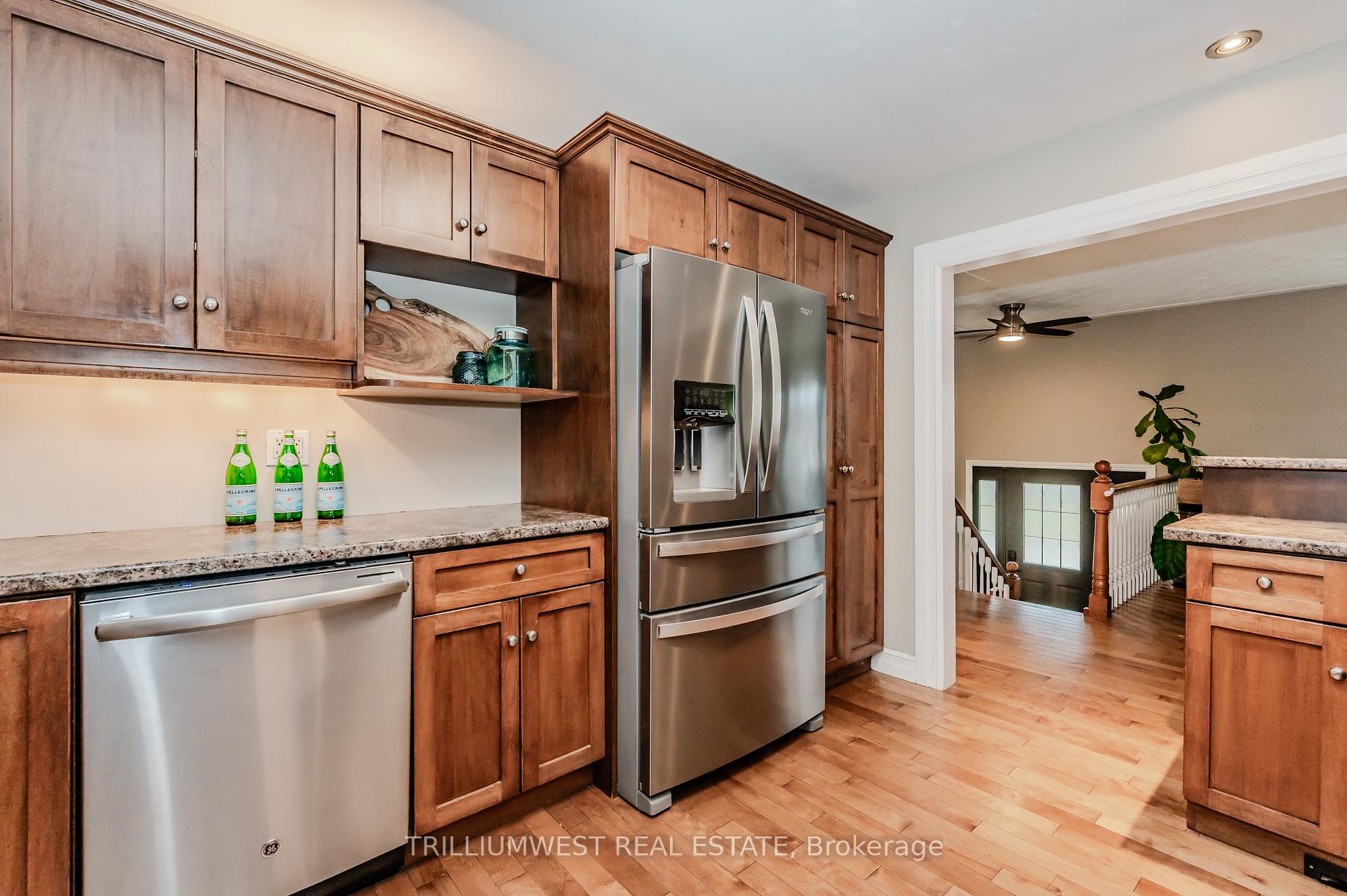 Photo 10 of 106 Keewatin Avenue, Kitchener — HOMEH