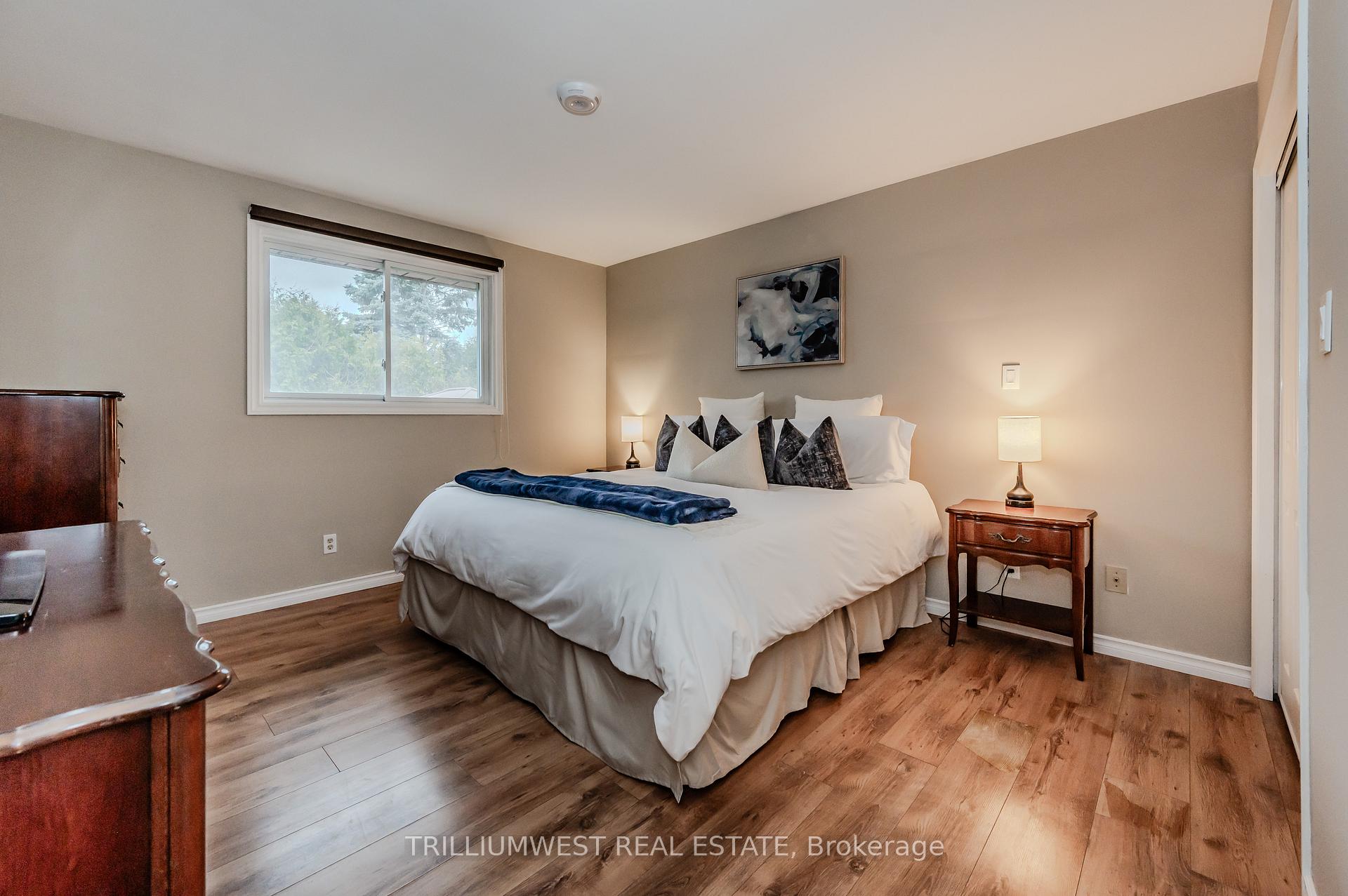 Photo 16 of 106 Keewatin Avenue, Kitchener — HOMEH