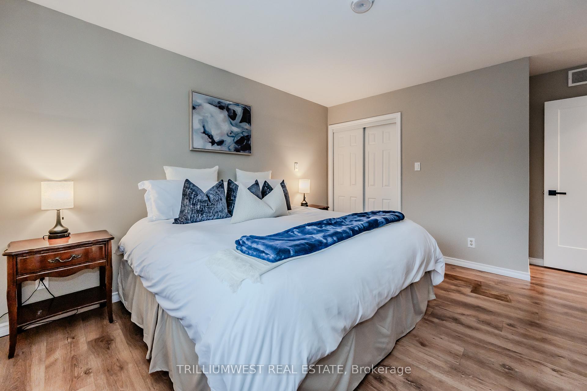 Photo 18 of 106 Keewatin Avenue, Kitchener — HOMEH