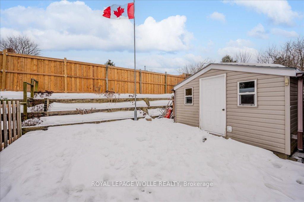 Photo 33 of 72 Old Huron Court, Kitchener — HOMEH