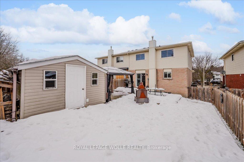 Photo 34 of 72 Old Huron Court, Kitchener — HOMEH