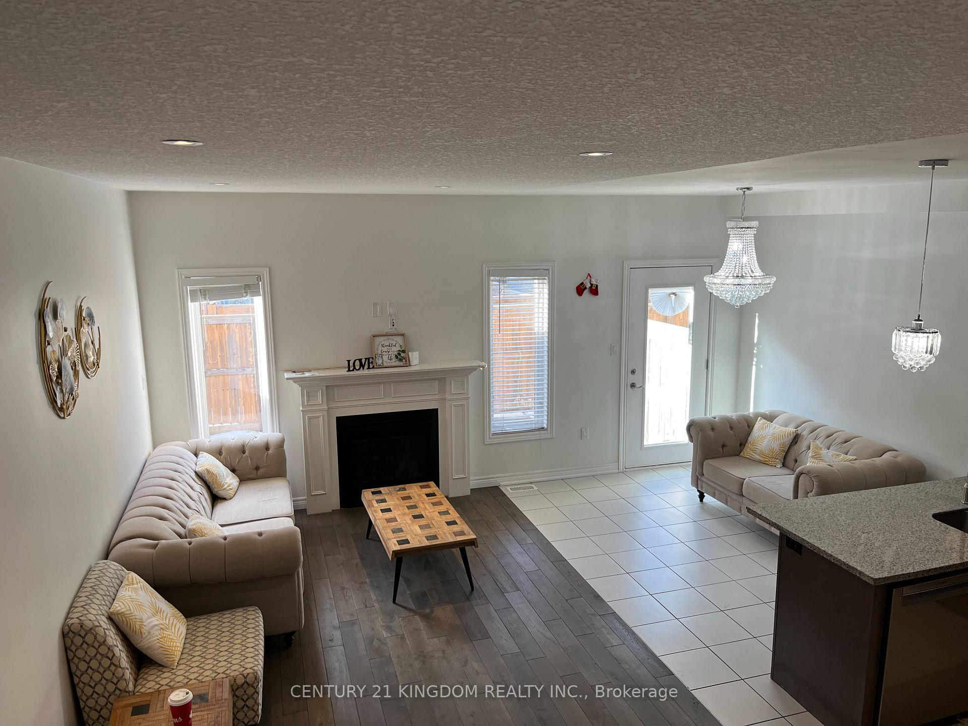 Photo 14 of 5 Sonoma Valley Crescent, Hamilton, Mewburn — HOMEH