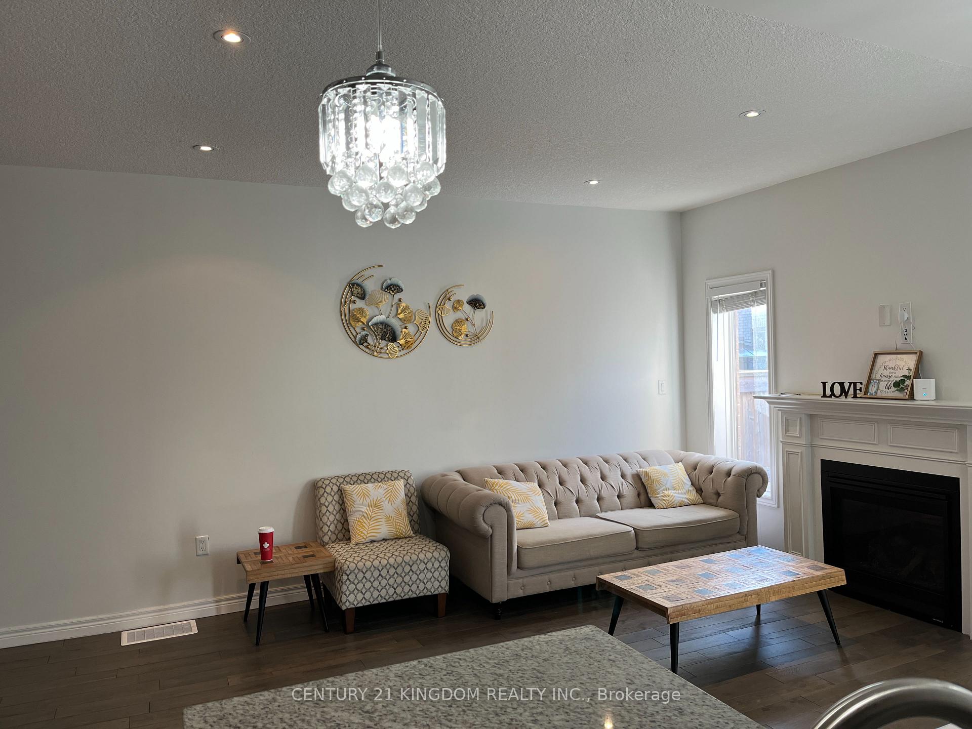 Photo 16 of 5 Sonoma Valley Crescent, Hamilton, Mewburn — HOMEH