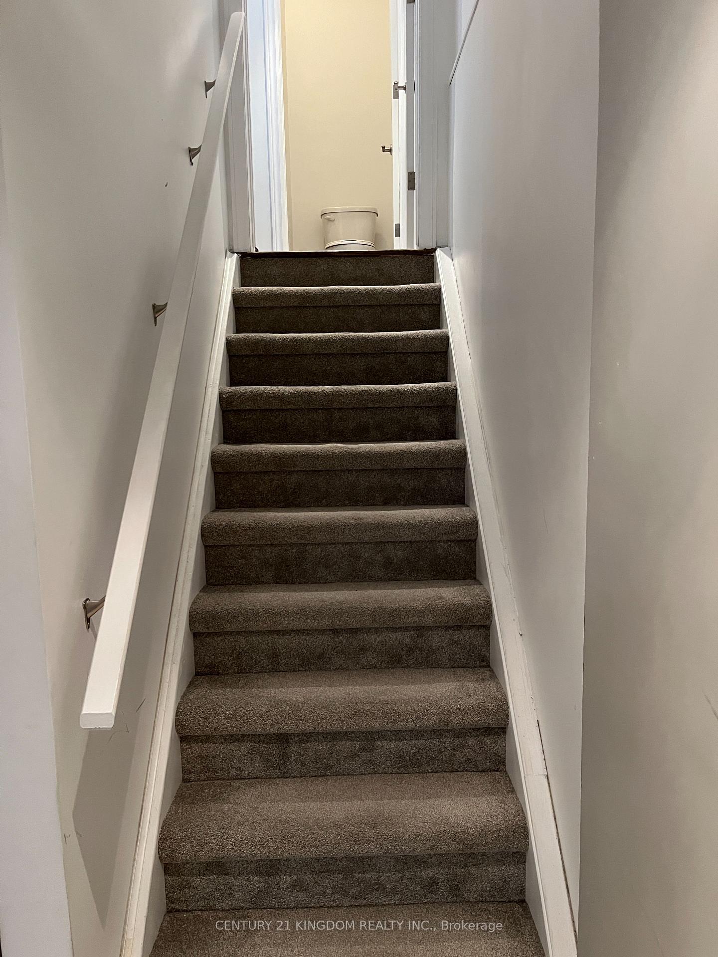 Photo 27 of 5 Sonoma Valley Crescent, Hamilton, Mewburn — HOMEH