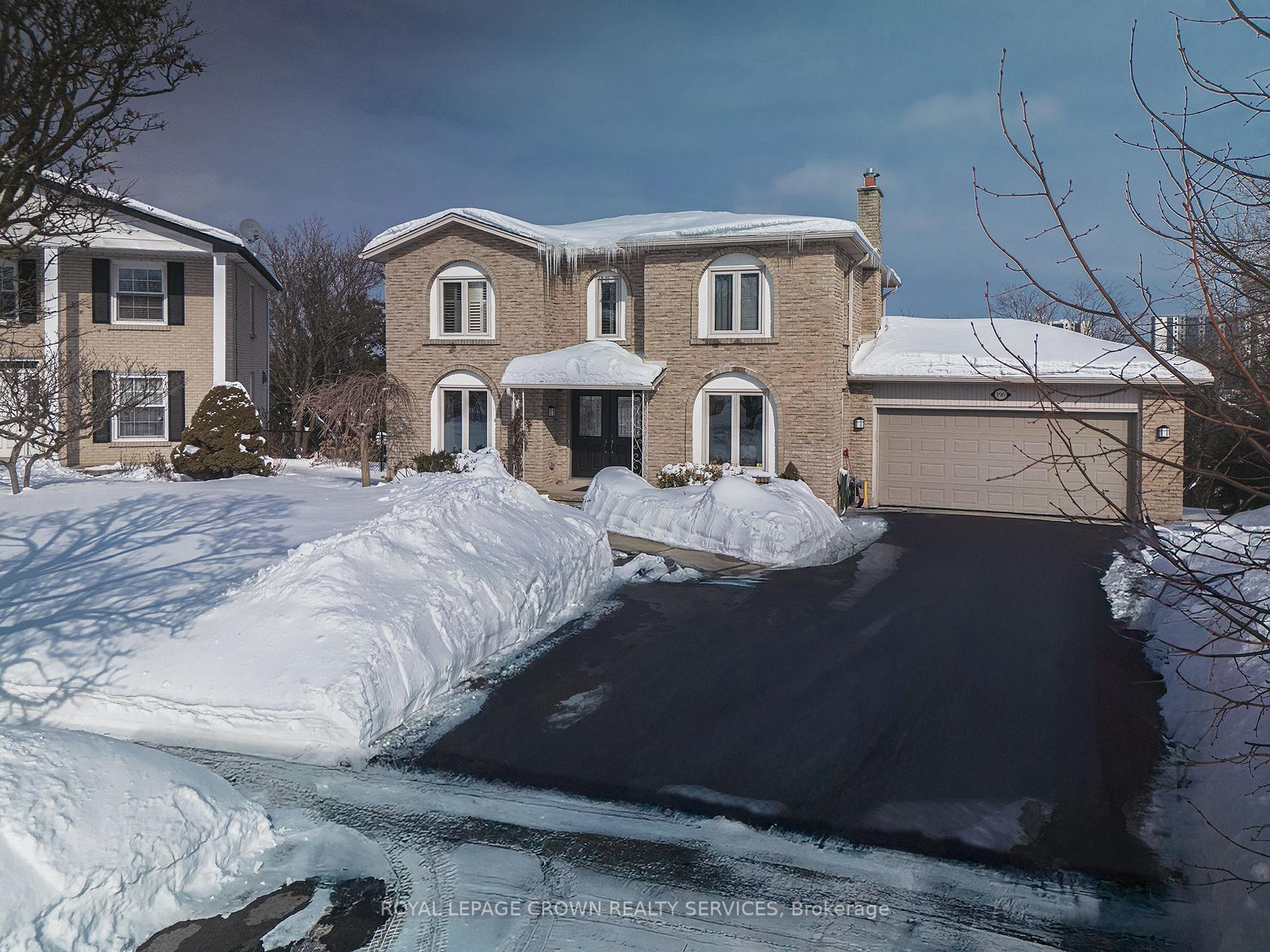 Photo 1 of 196 Upper Canada Drive, Kitchener, Pioneer Park — HOMEH
