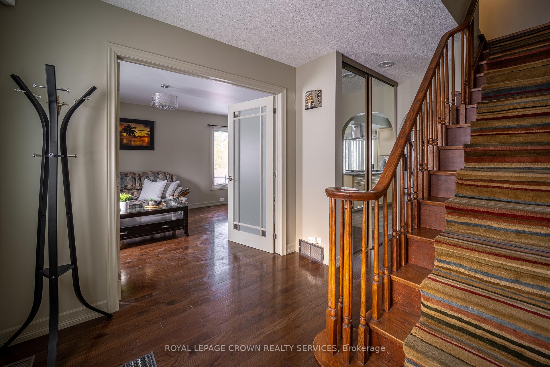 Photo 3 of 196 Upper Canada Drive, Kitchener, Pioneer Park — HOMEH