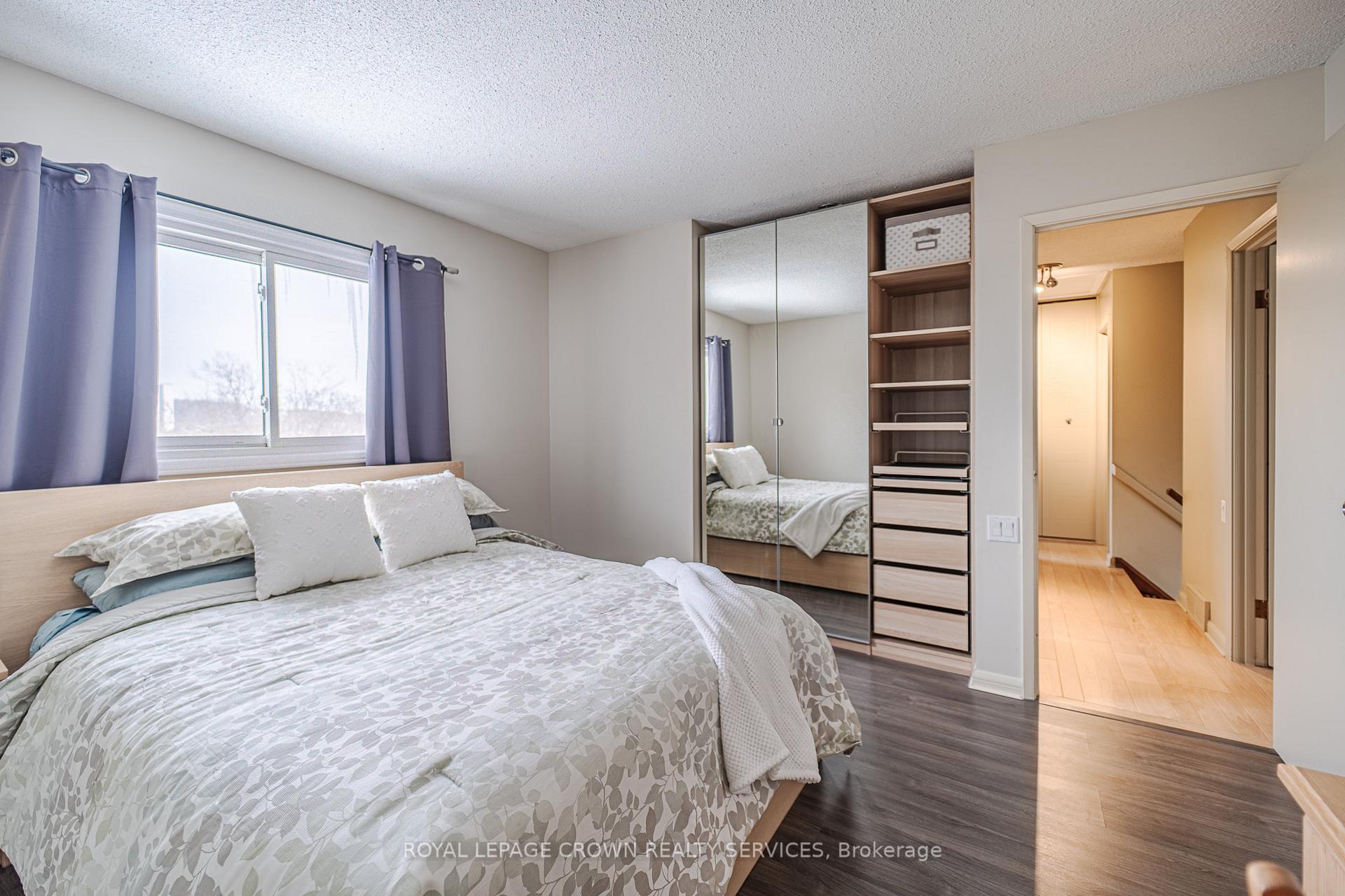 Photo 18 of 196 Upper Canada Drive, Kitchener, Pioneer Park — HOMEH