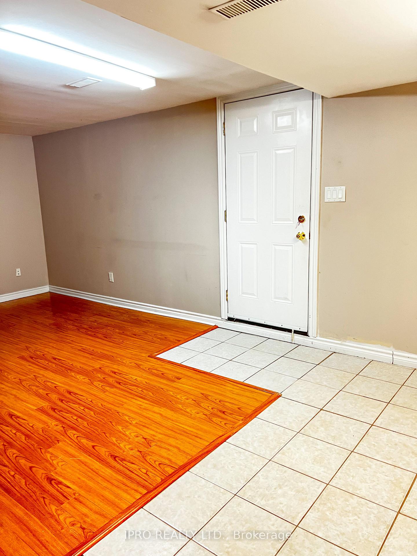 Photo 3 of Unit Bsmt, 58 James Edward Drive, Markham, Middlefield — HOMEH
