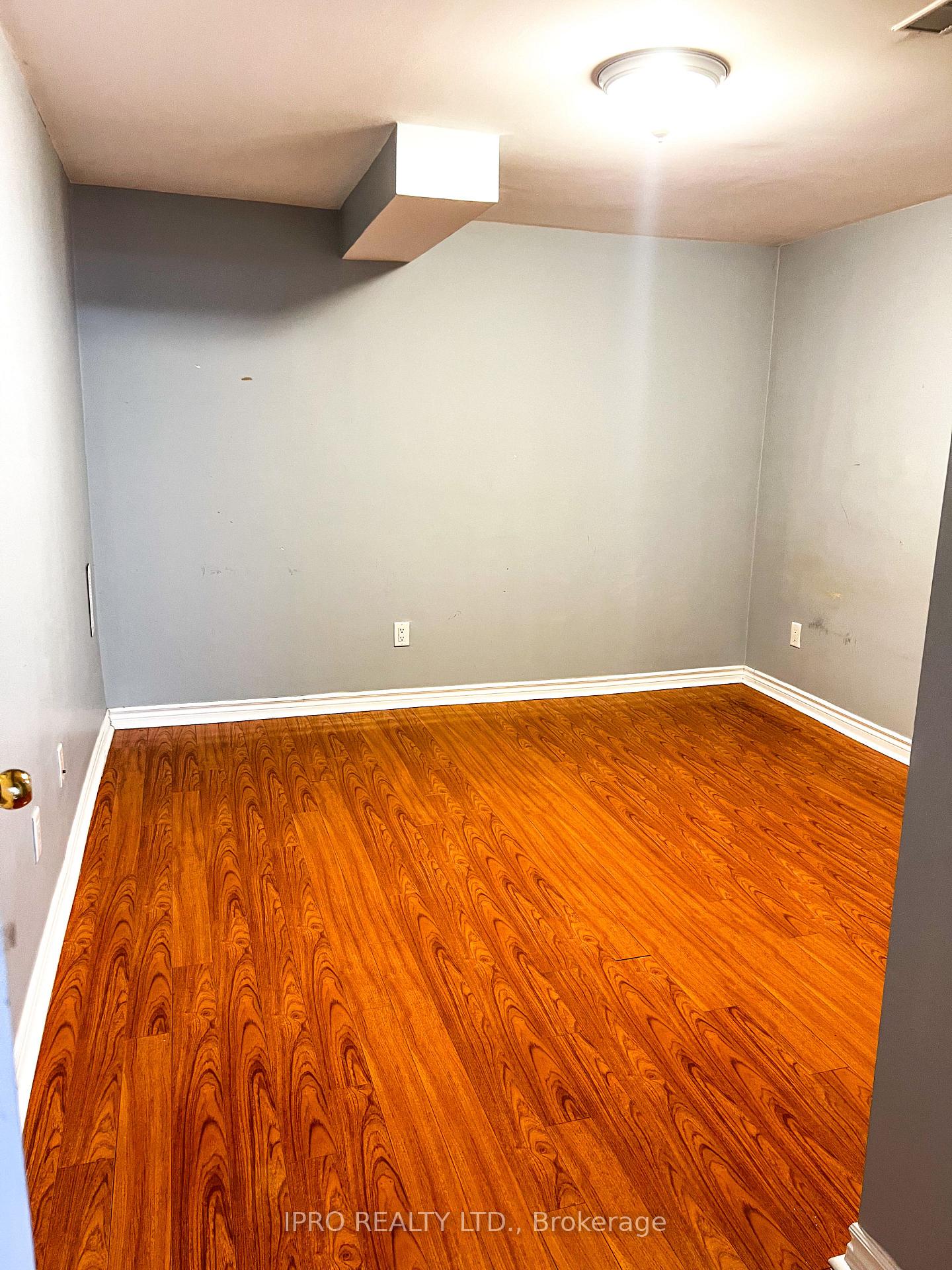 Photo 5 of Unit Bsmt, 58 James Edward Drive, Markham, Middlefield — HOMEH