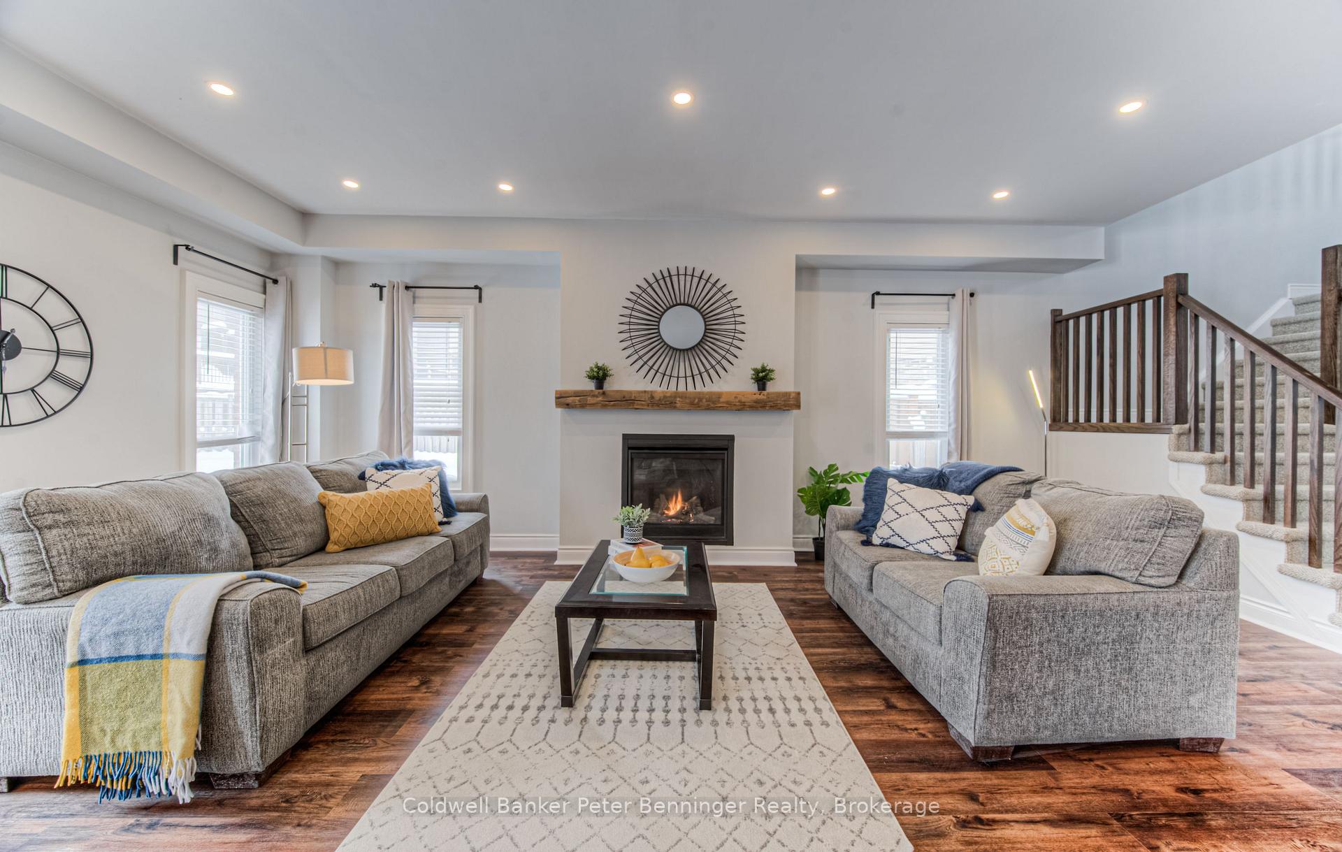 Photo 10 of 955 Bianca Court, Kitchener — HOMEH