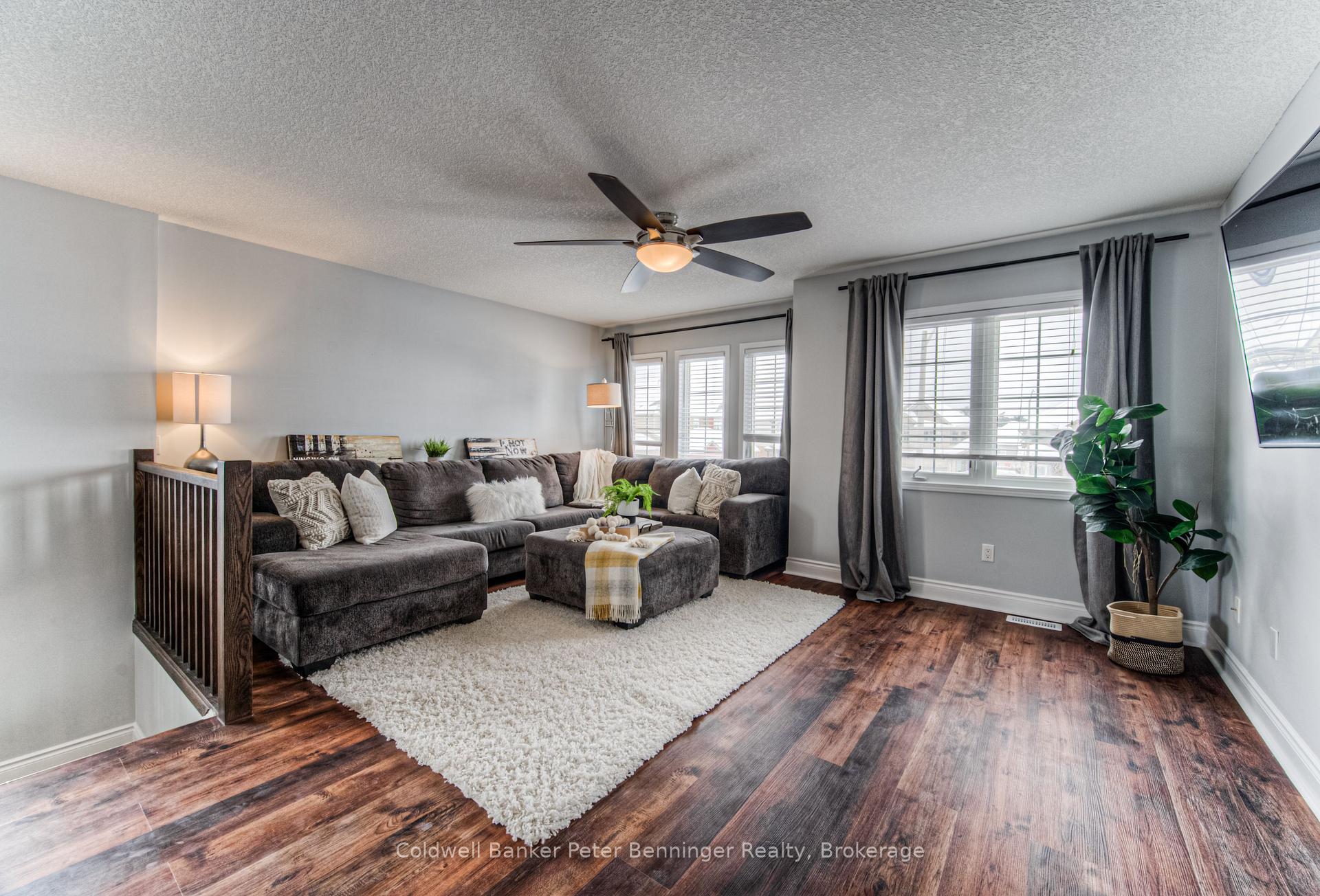 Photo 17 of 955 Bianca Court, Kitchener — HOMEH