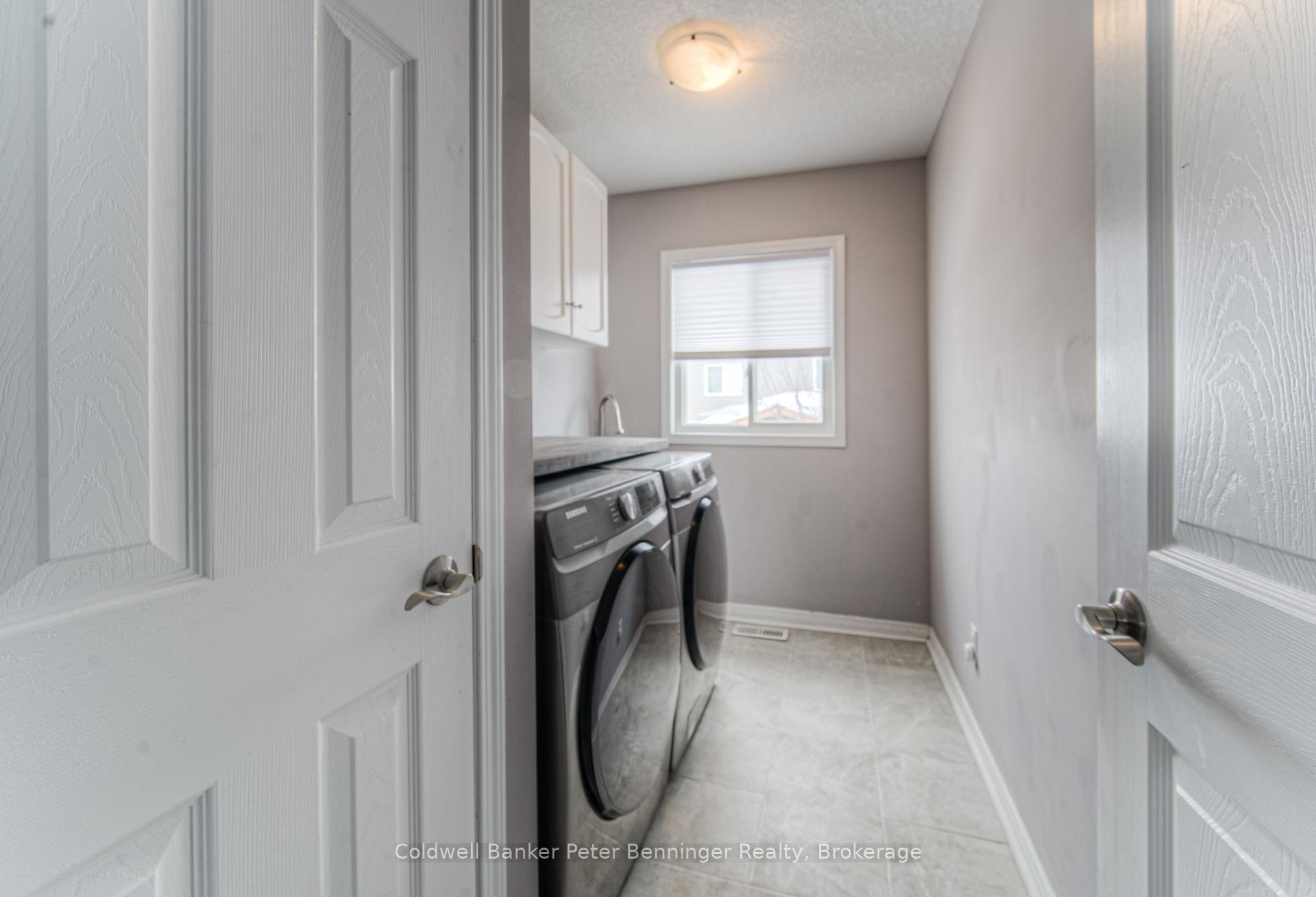Photo 23 of 955 Bianca Court, Kitchener — HOMEH