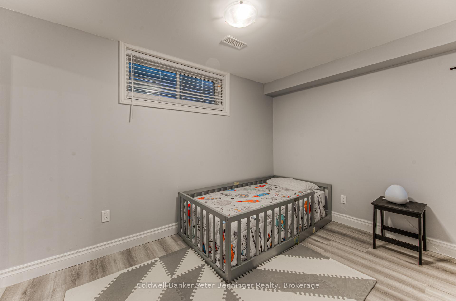 Photo 33 of 955 Bianca Court, Kitchener — HOMEH