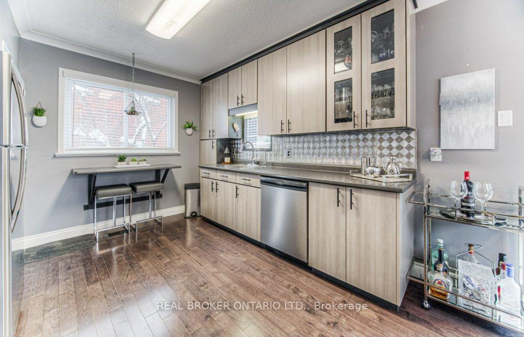 Photo 15 of 60 Blucher Street, Kitchener — HOMEH